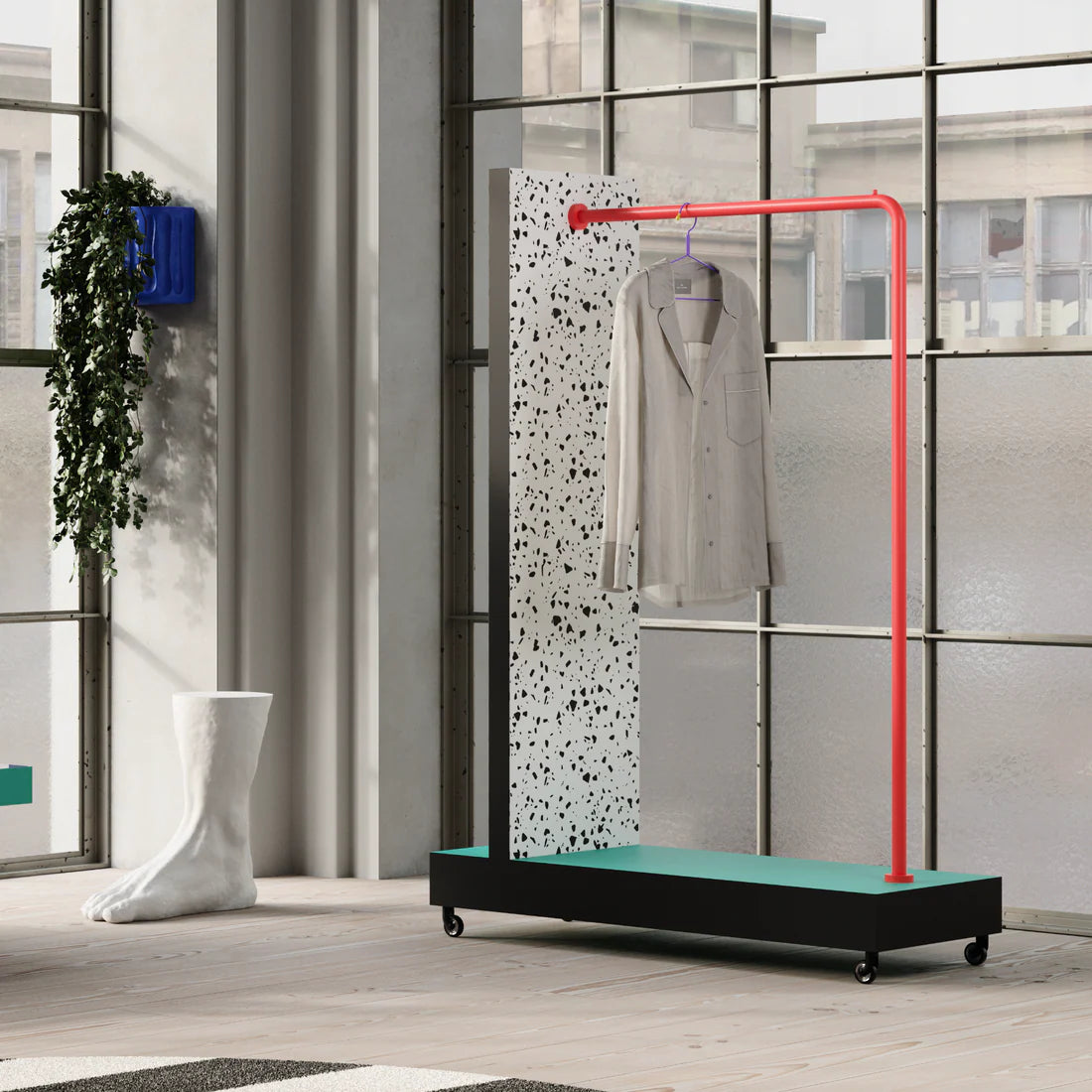 Mobiele kapstok SUPERSTENDER TERRAZZO wit met turquoise en rood