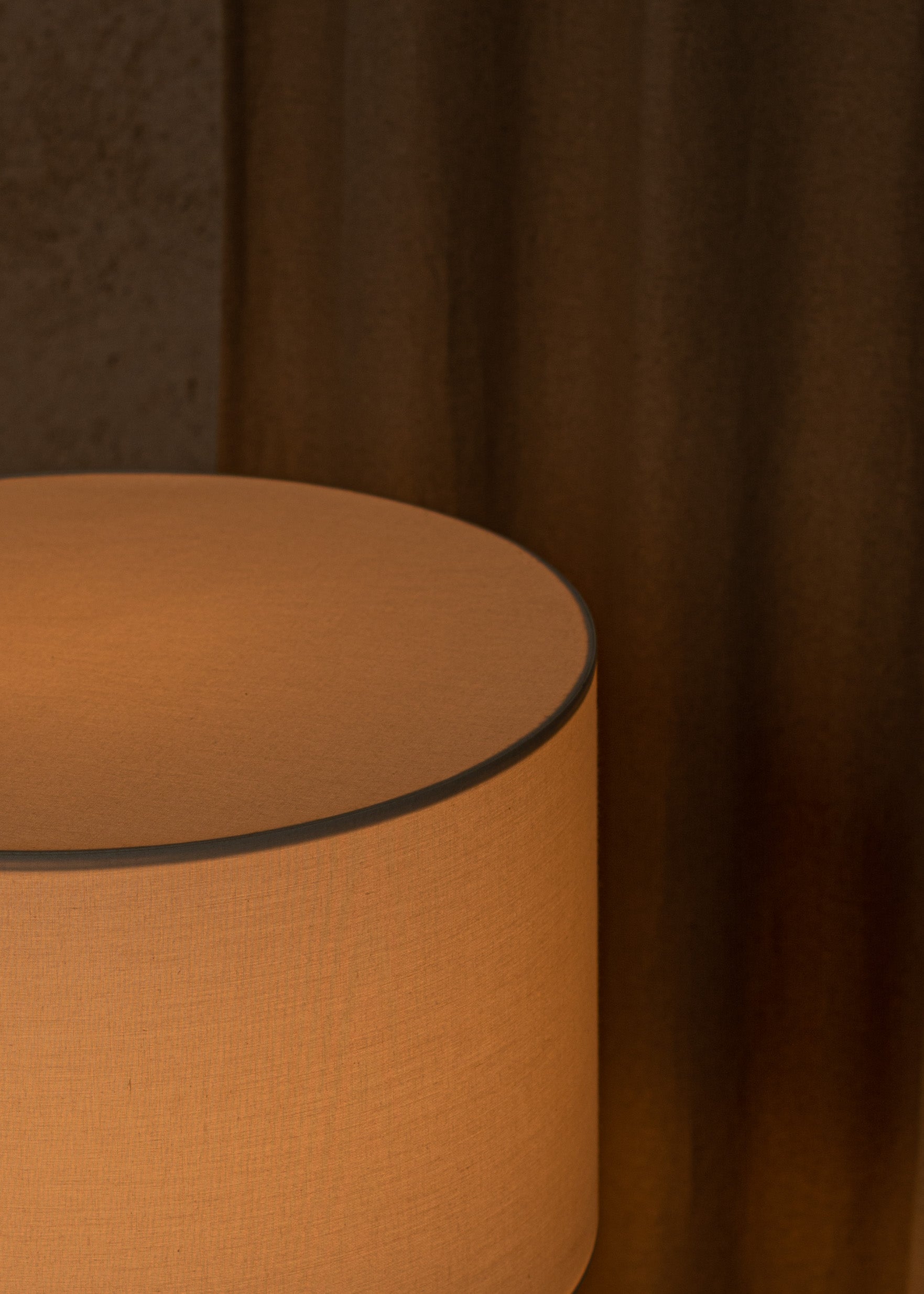 Tischlampe PEONA dunkelbeige Alabaster