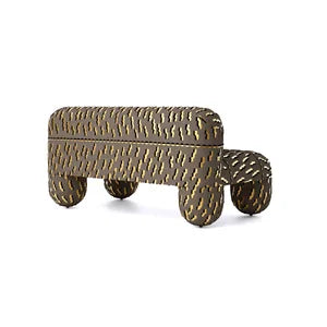 Bank HELLO gestoffeerd