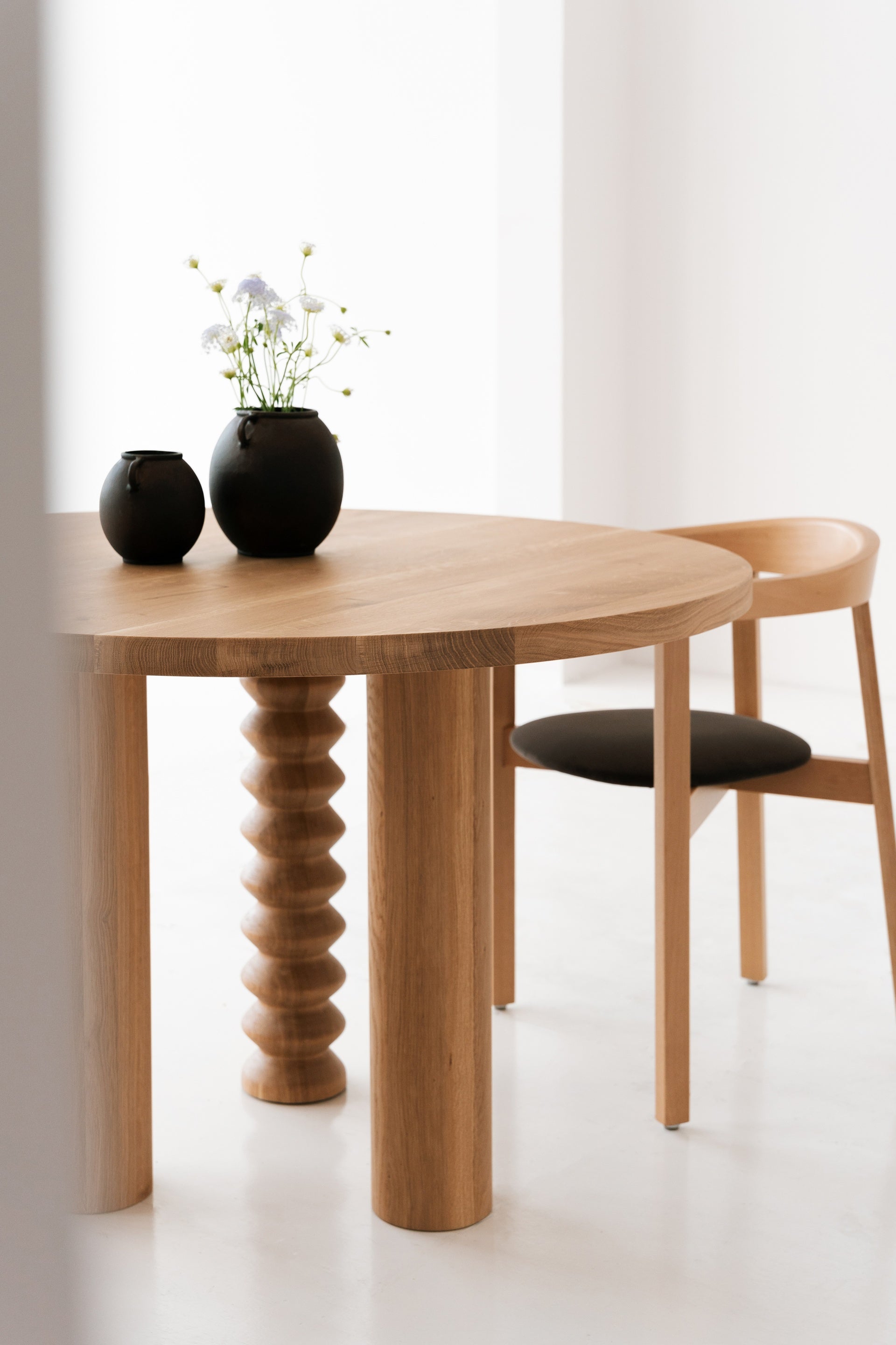 Ronde tafel SOL van eikenhout