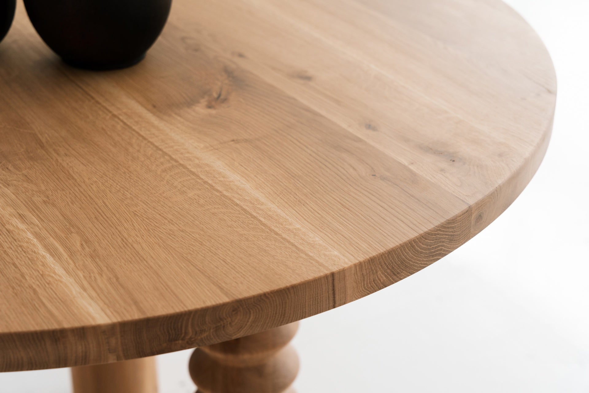 Ronde tafel SOL van eikenhout