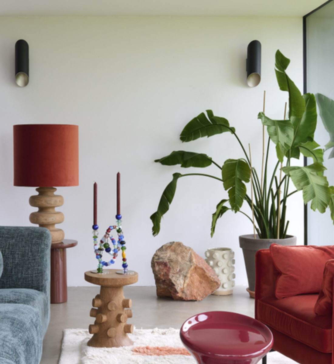 STRUCTURE beige vase