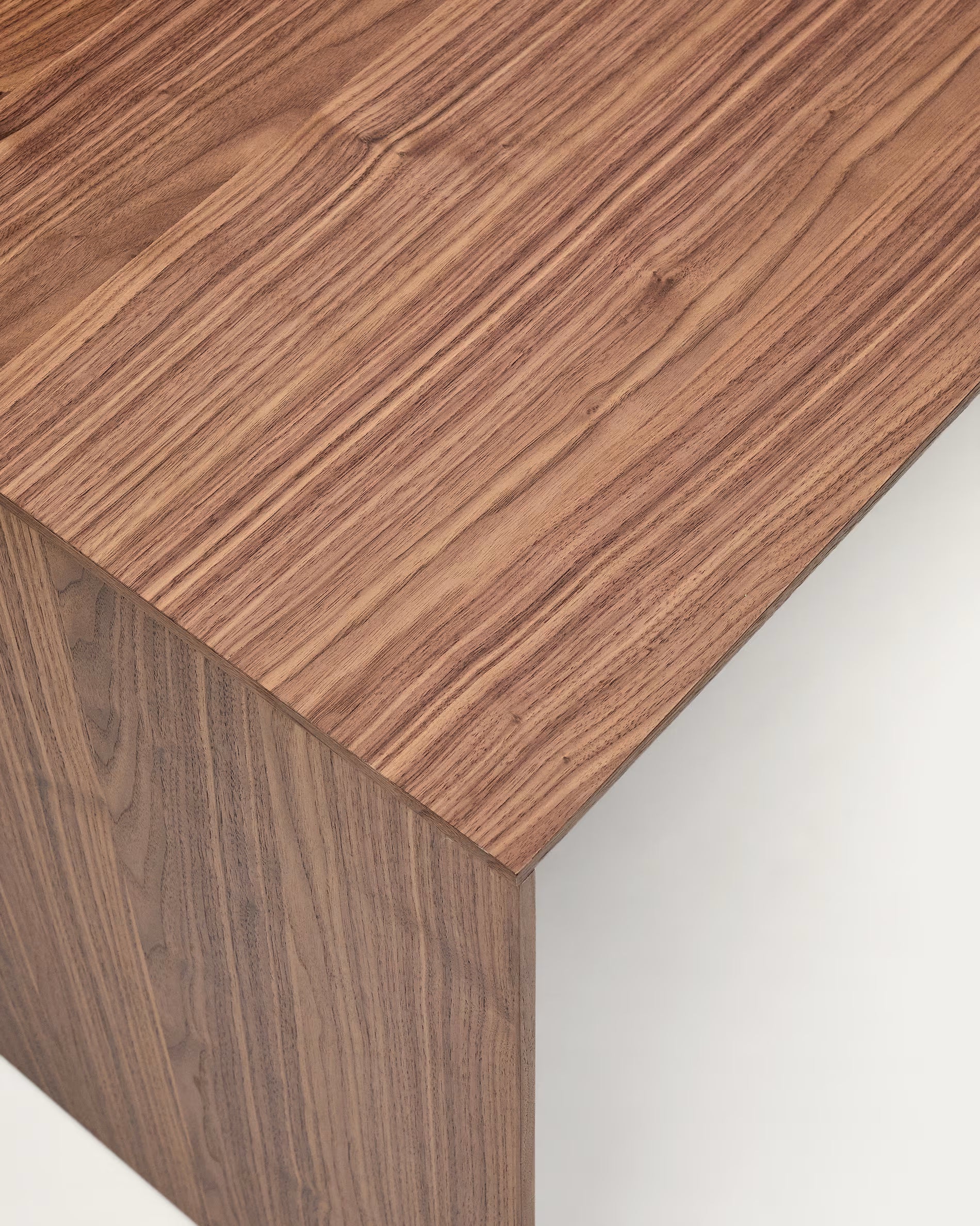 Bureau LITTO notenhout