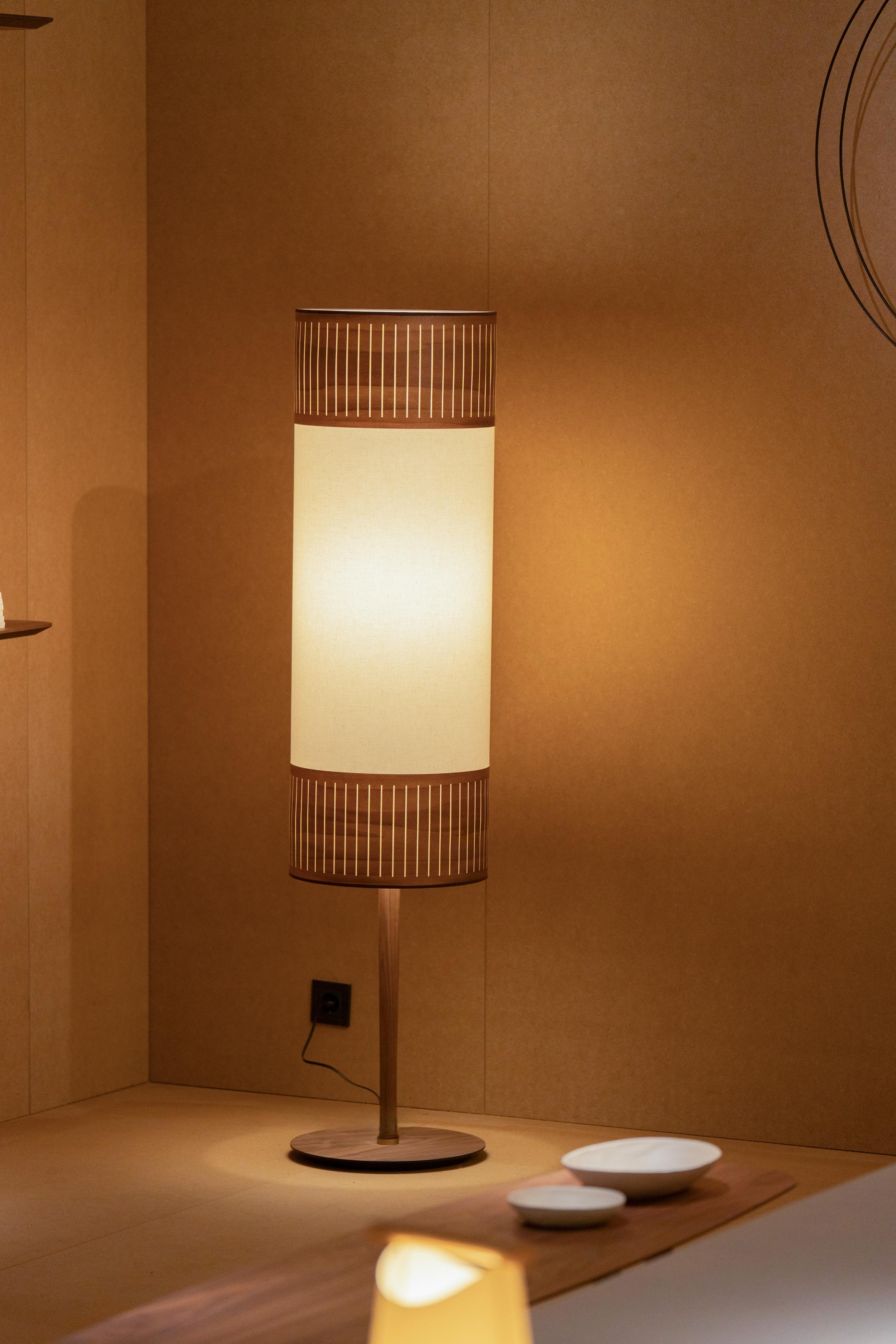 Vloerlamp TAMIZ wit met notenhout