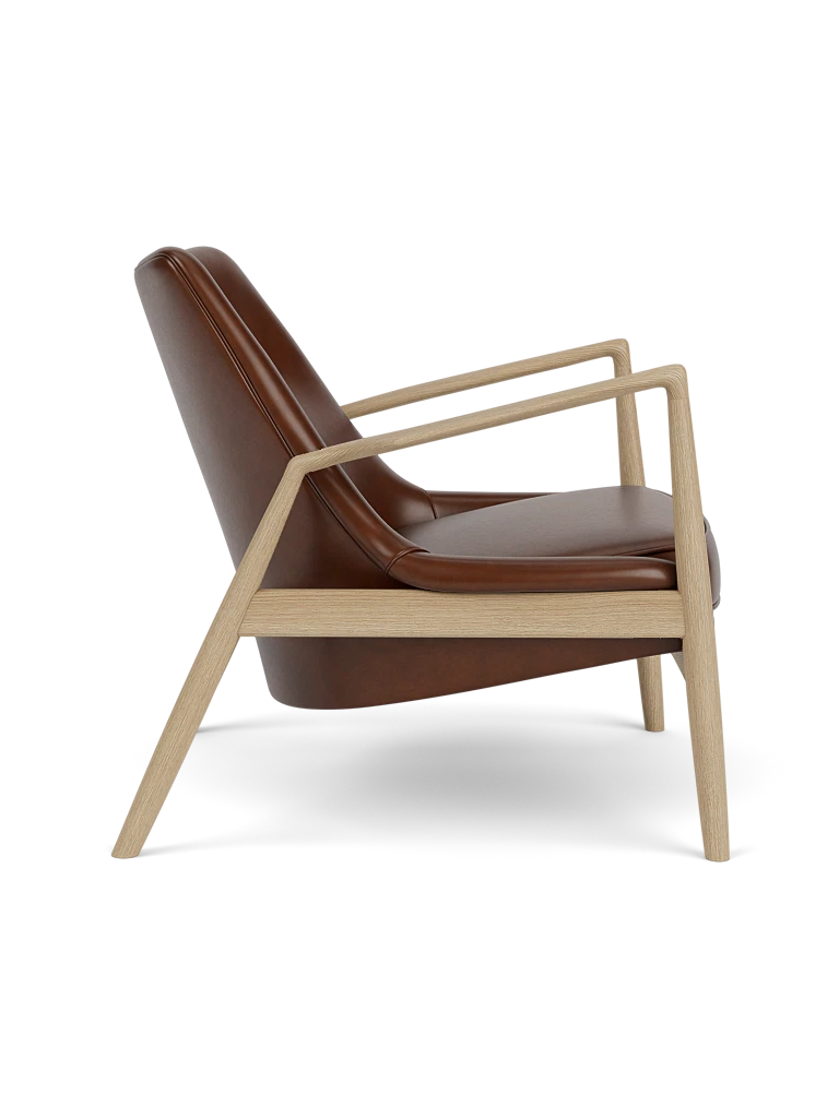 Fauteuil THE SEAL bruin leer met eiken basis