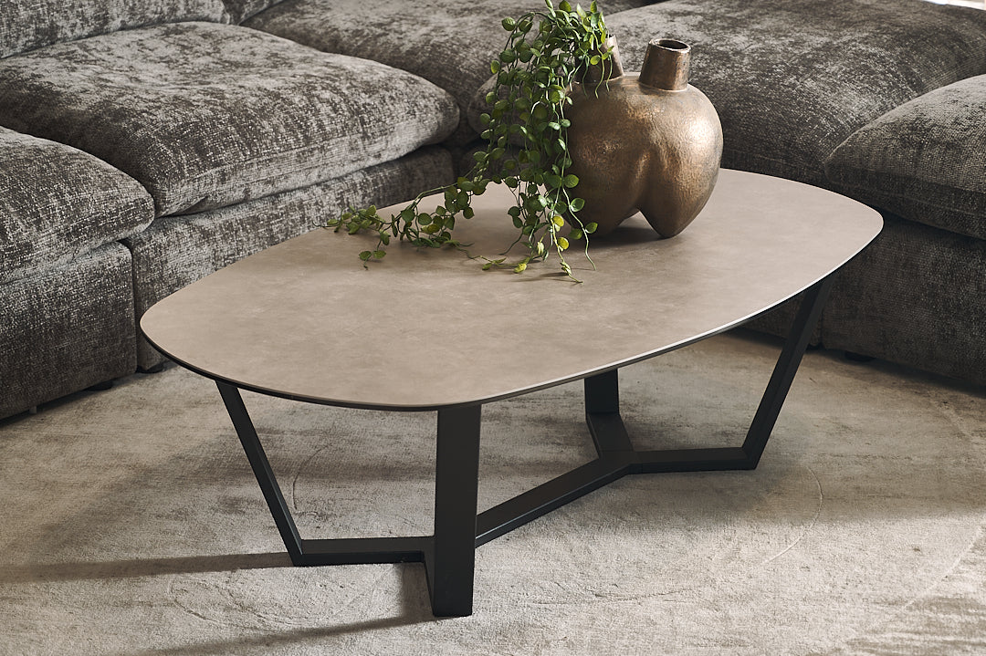 BRAGA coffee table quartz stone