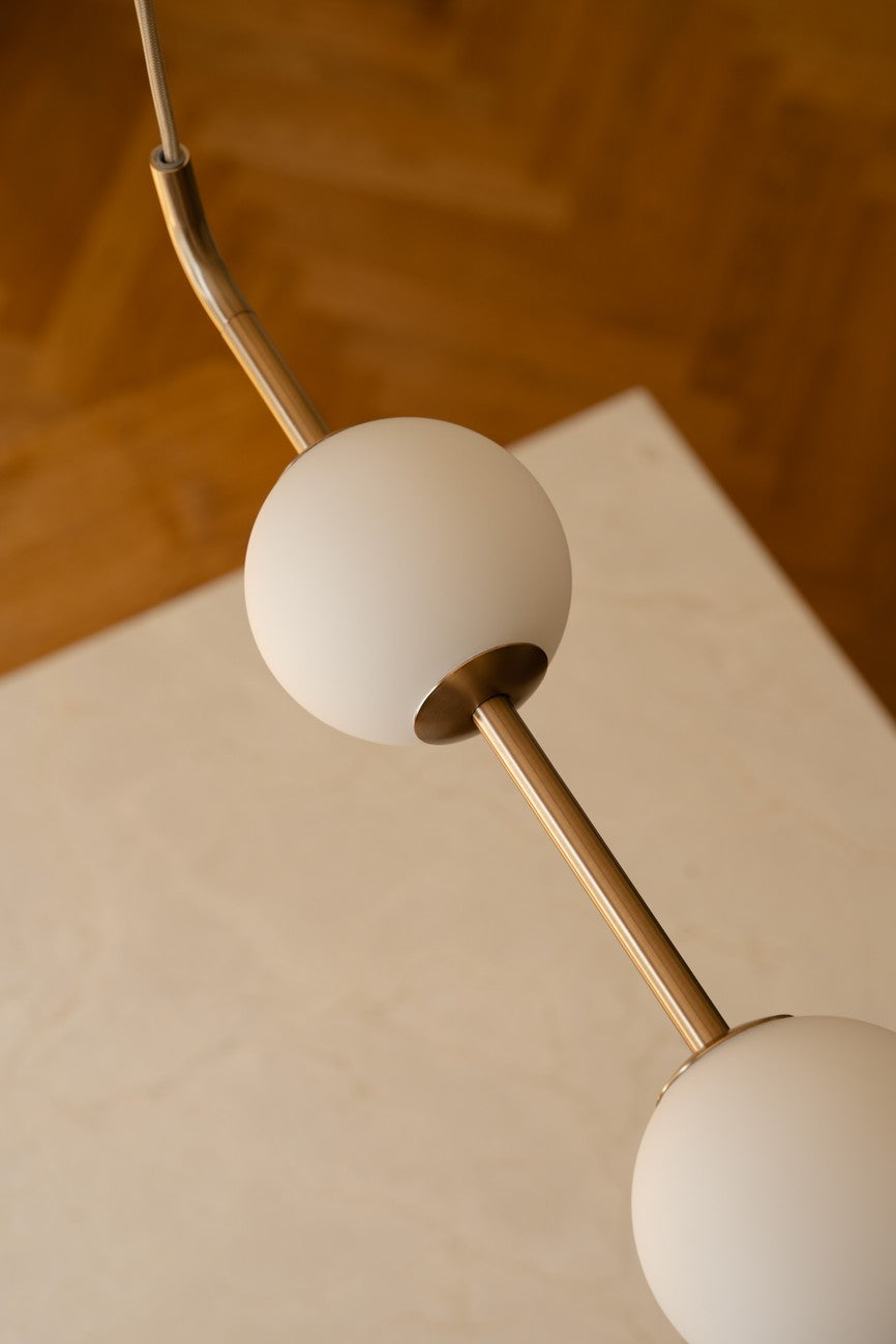 Pendelleuchte AUDREY LINEAR weiß mit goldener Einlage