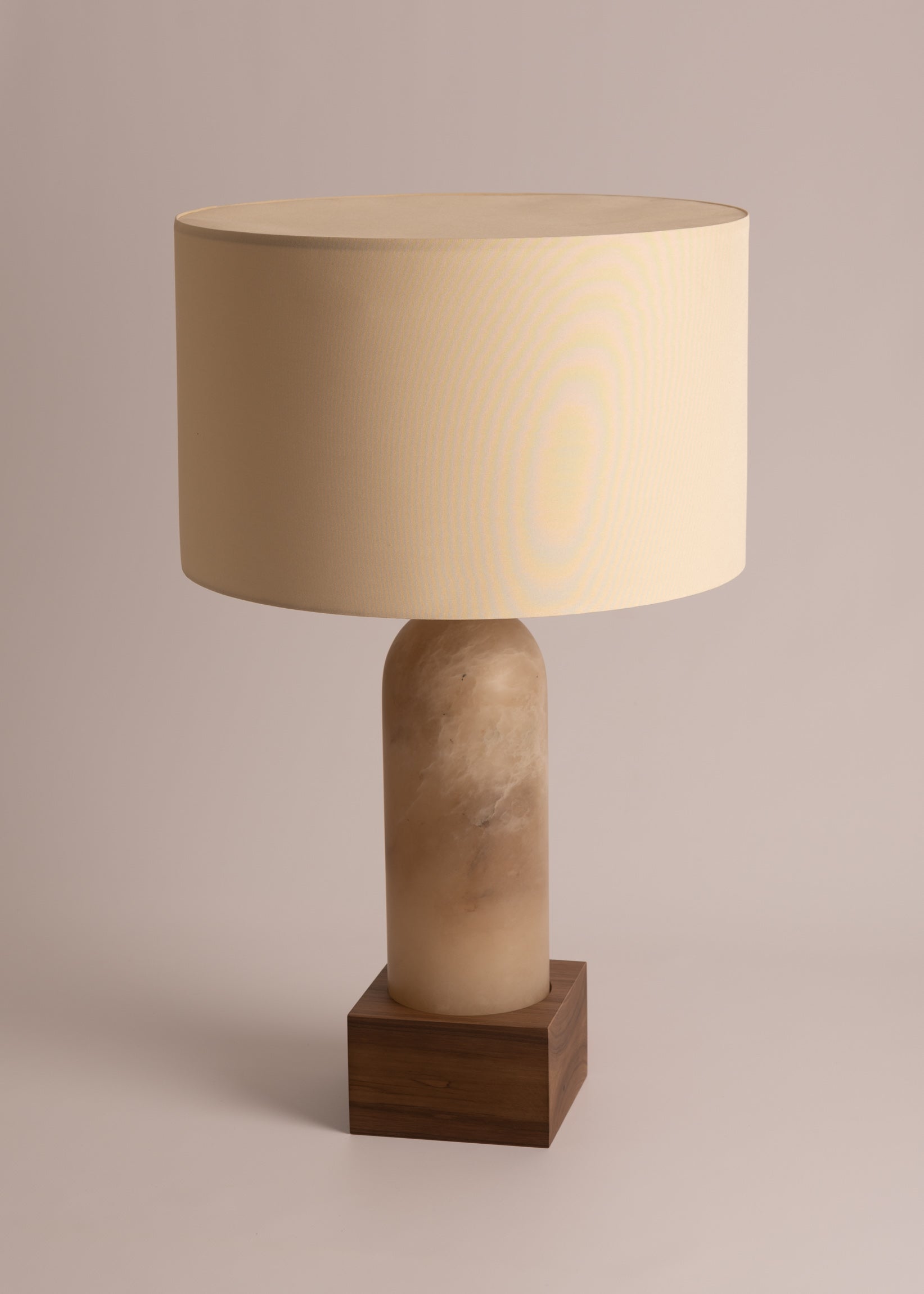 Tischlampe PURA KELO dunkelbeige Alabaster