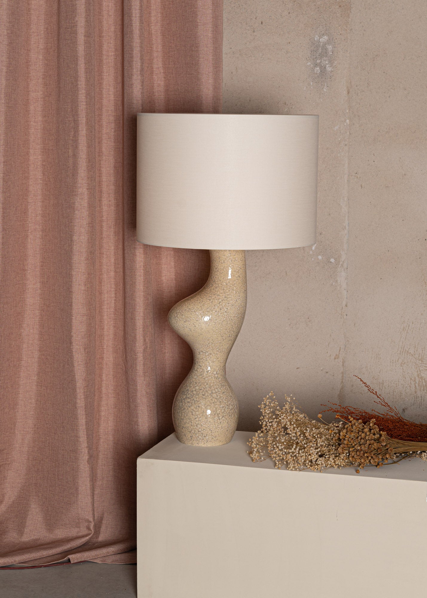 VENUSO Beige Ceramic Table Lamp
