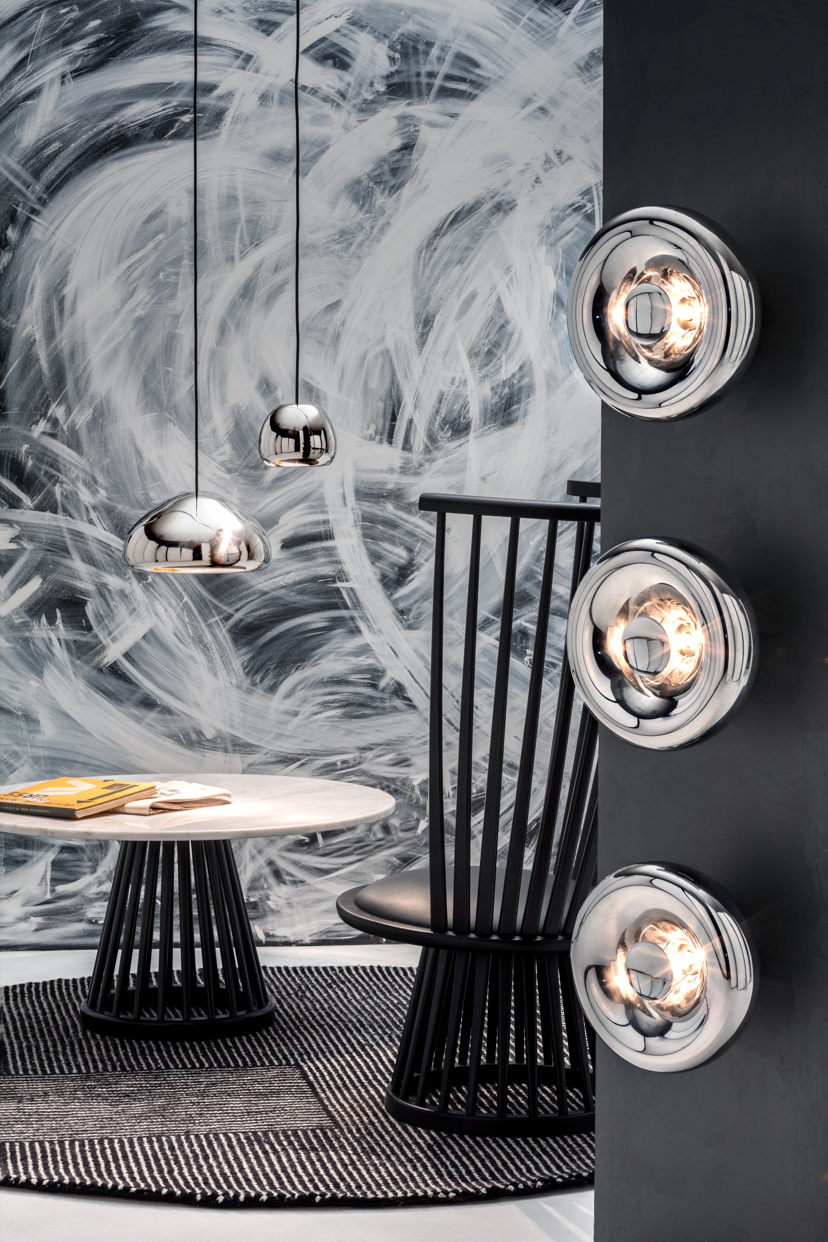 Wandlampe VOID aus Messing