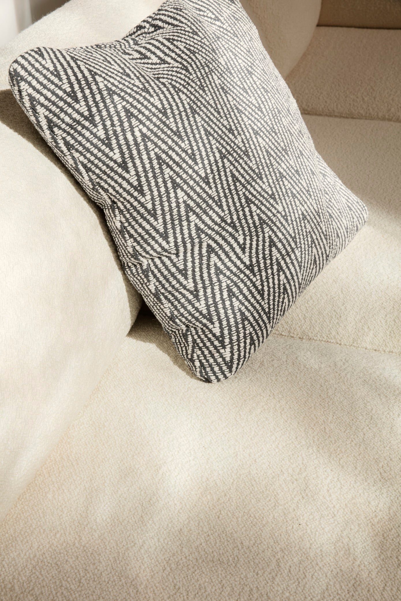 WONDER upholstered corner sofa