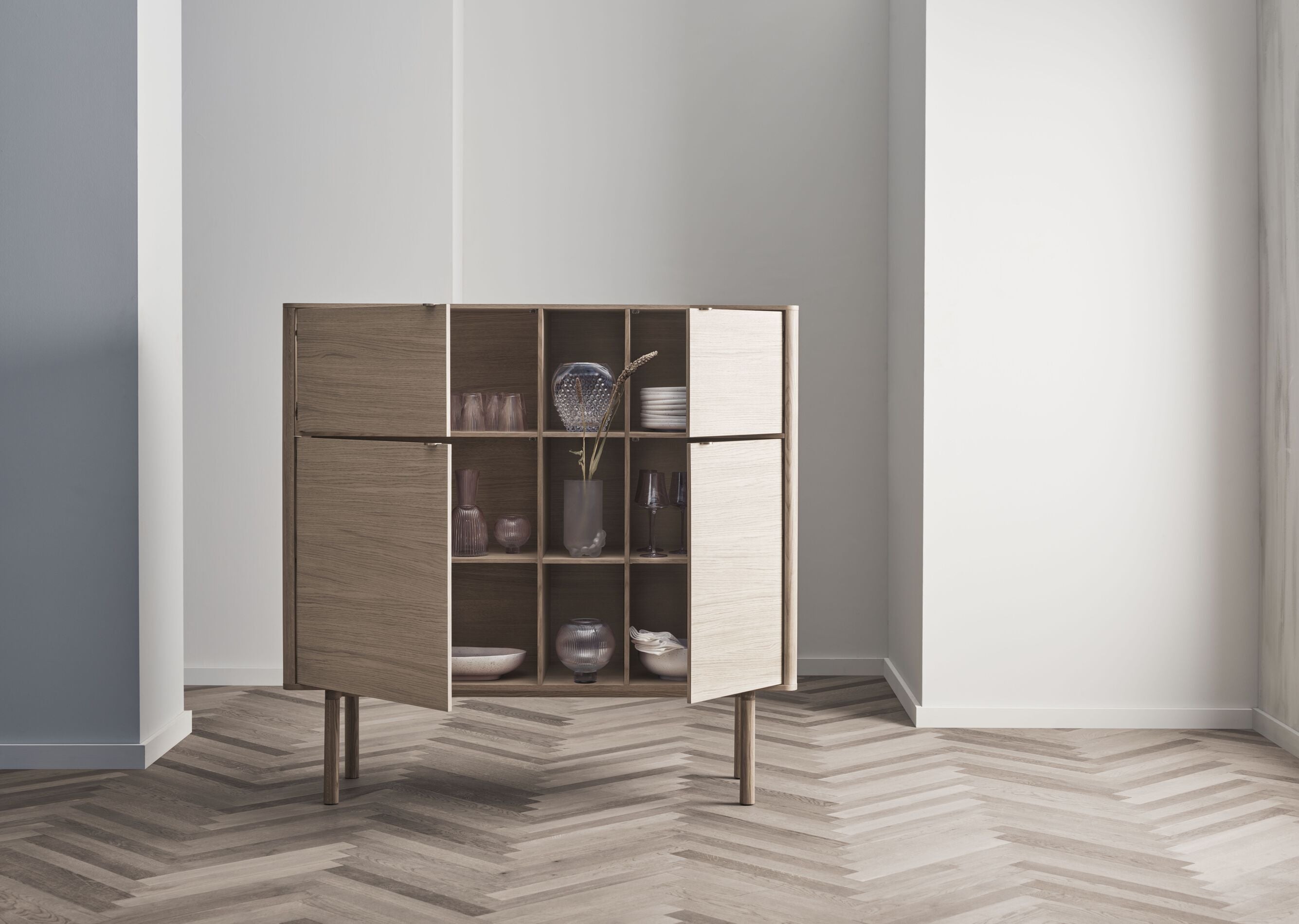 YACHT kast van gebleekt eikenhout