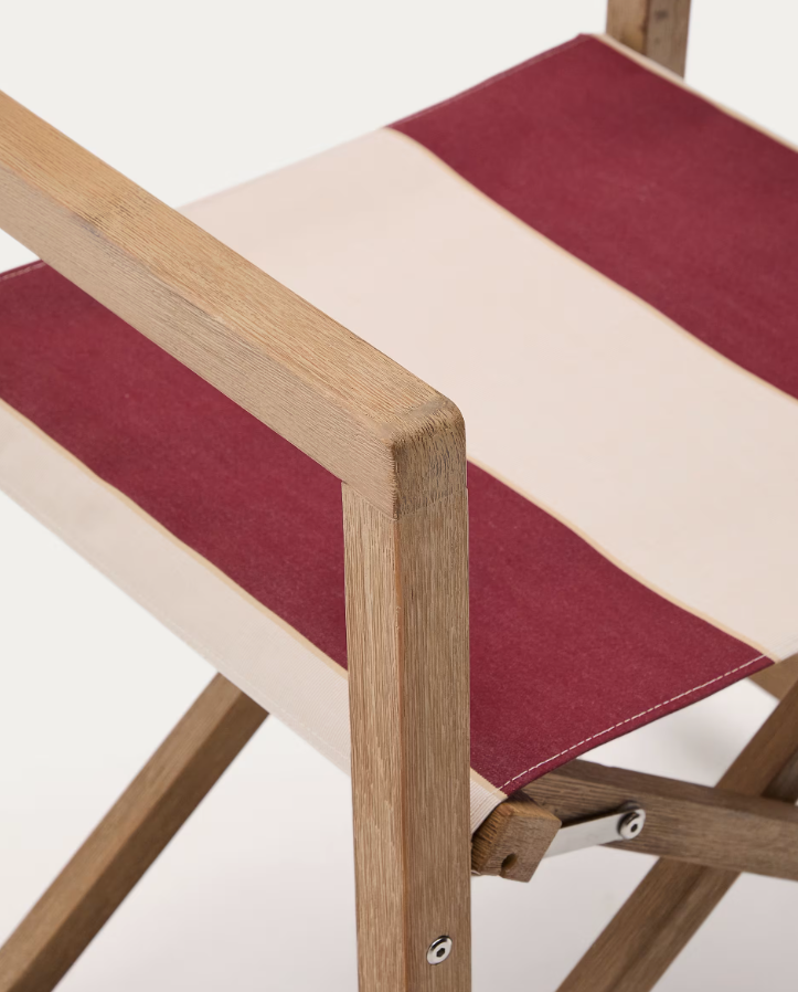 Folding chair of Vilara Bordo-Bega with an acacia base