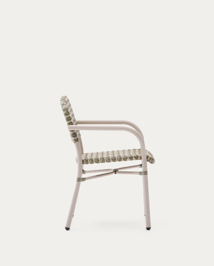 Tuccia Rattan garden chair with an aluminum base