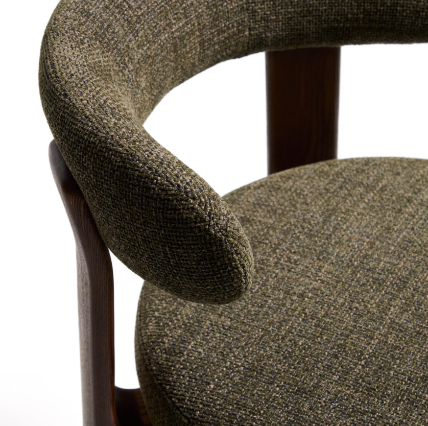 Hocker GRANITE groen chenille met een donkere essen basis