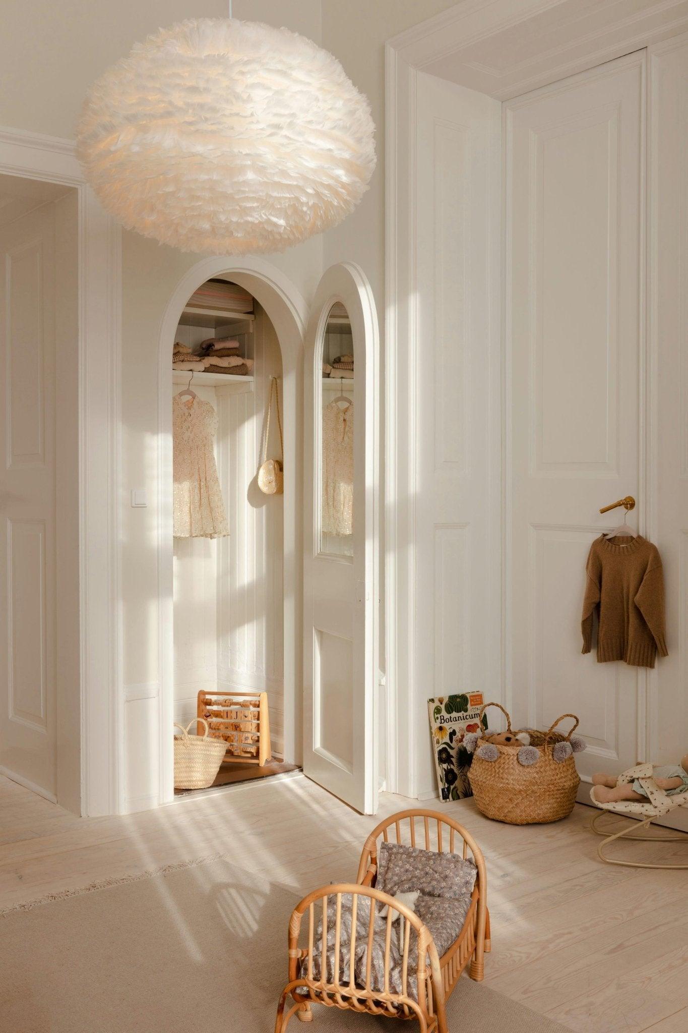 Abażur EOS biały UMAGE Eye on Design