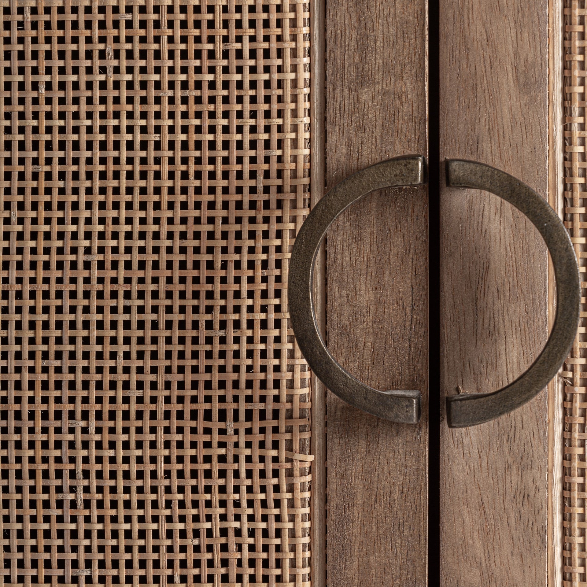 Kast BECKLEY mango hout