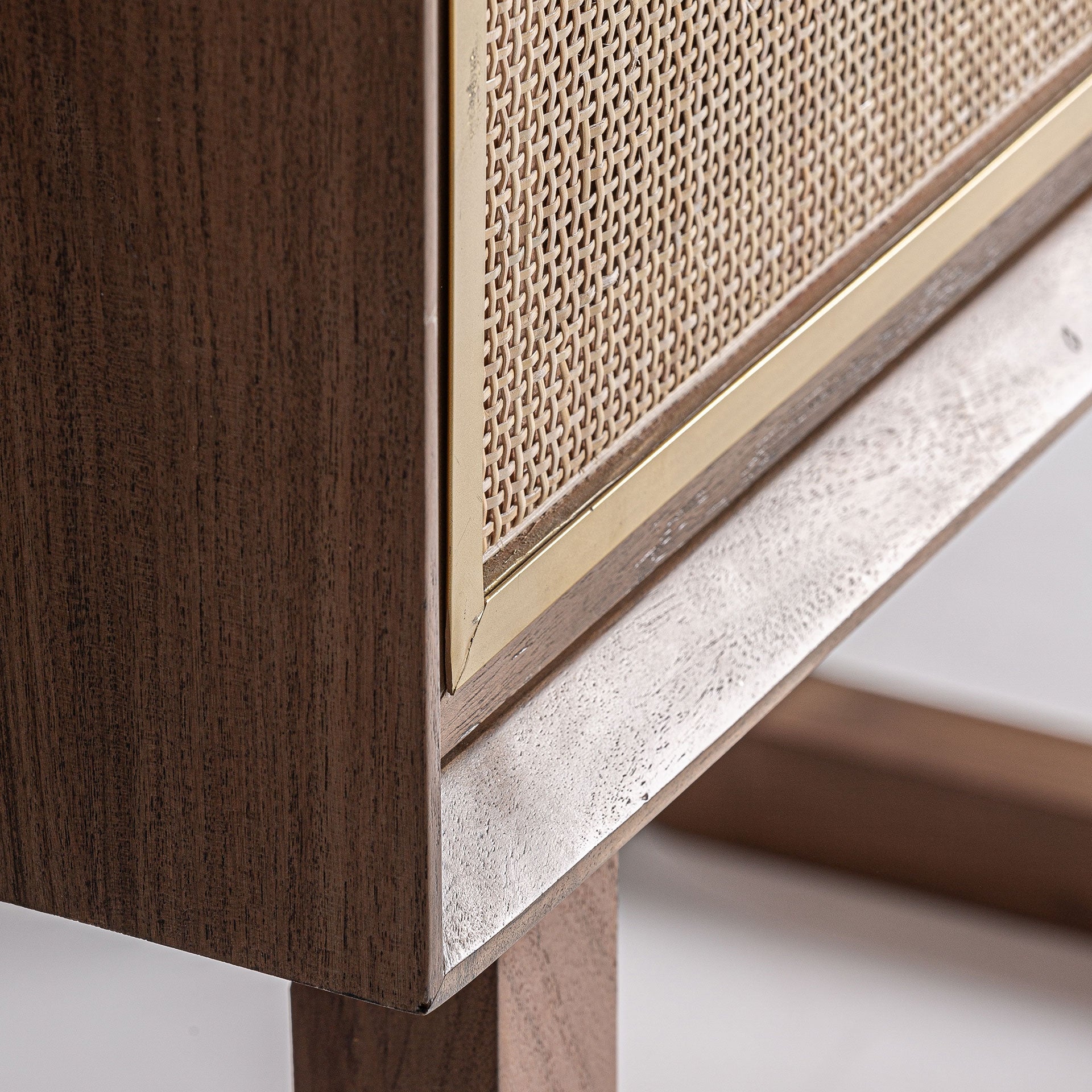 Kast GONDORF mango hout met riet