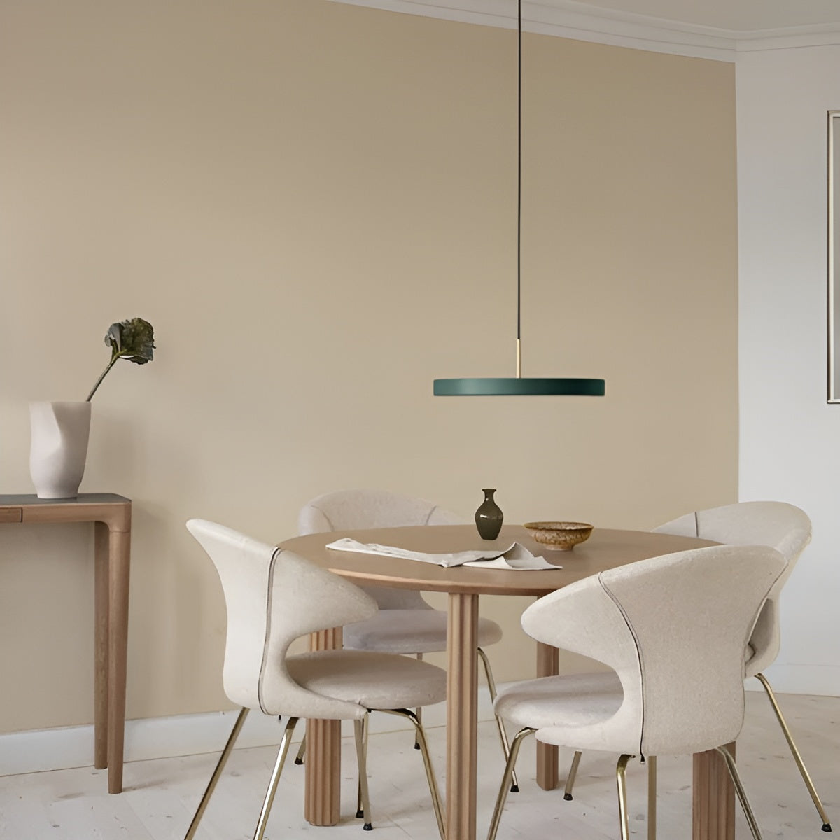Hanglamp ASTERIA PLUS donkergroen met gouden inzetstuk
