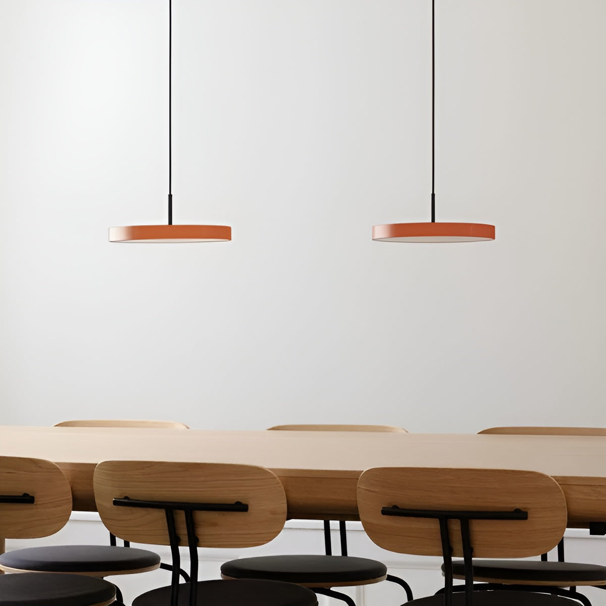 ASTERIA PLUS pendant lamp orange with black insert
