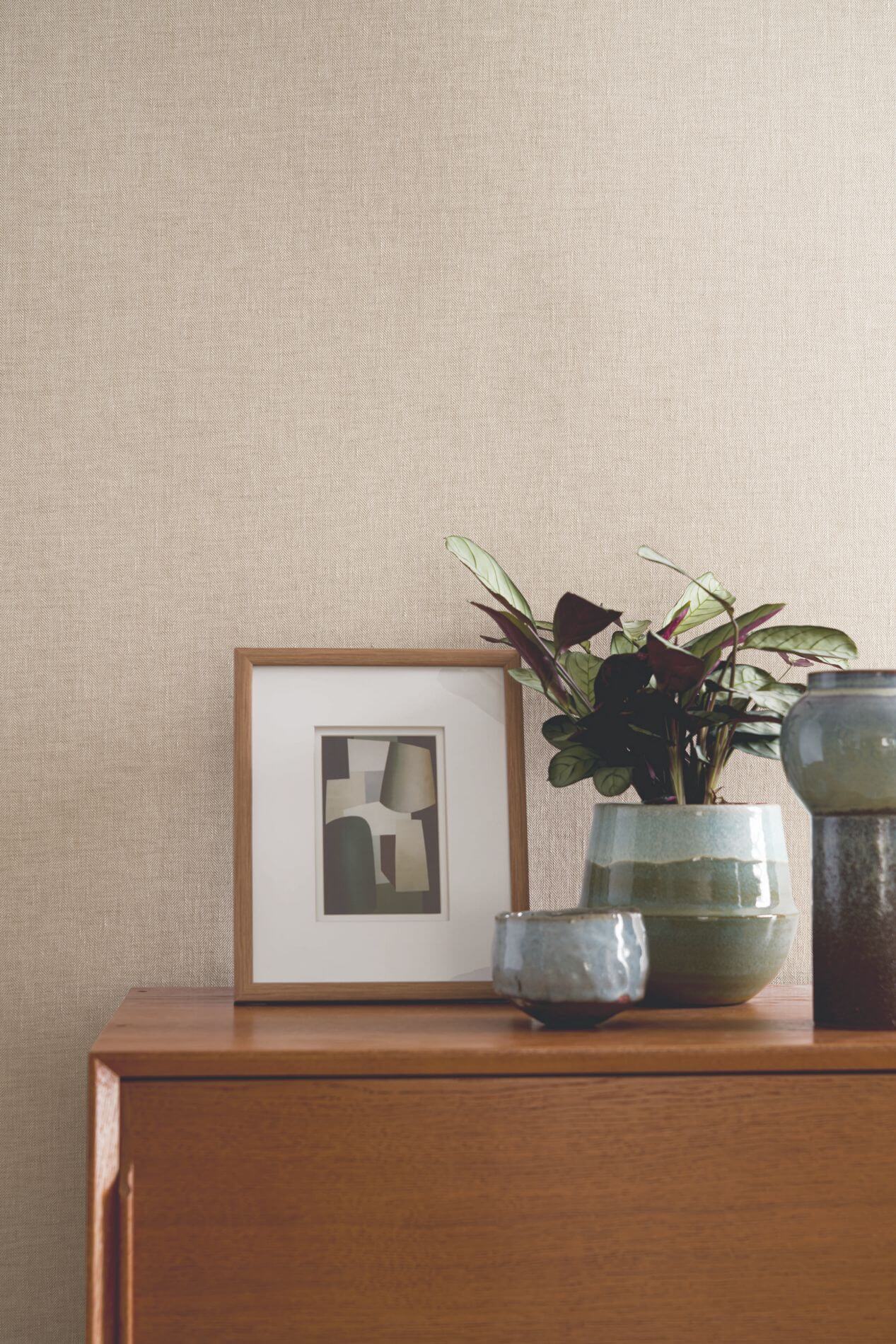 Textured textile wallpaper in herringbone pattern ELFE - IVORY ivory