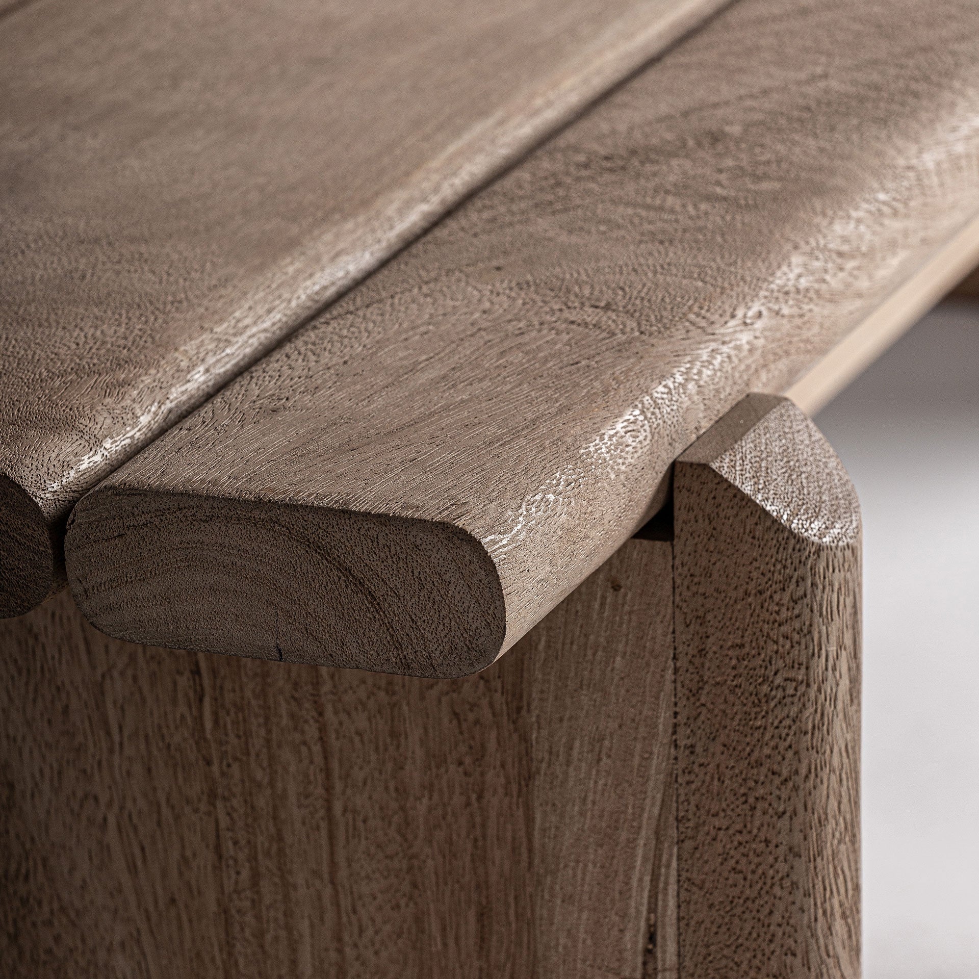 JACQUARD bank van mango-hout