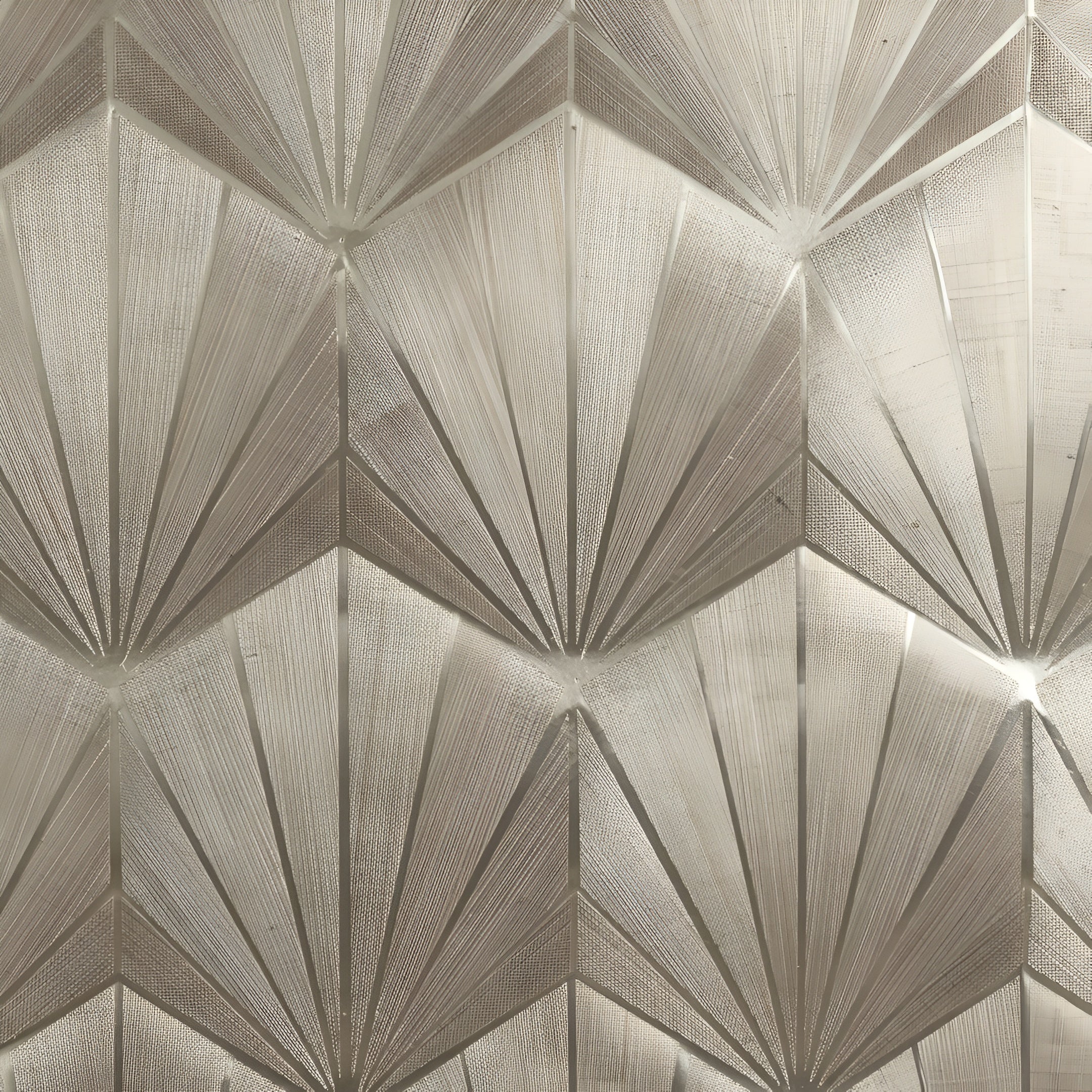 Natuurlijke metalen gestructureerde art deco behang MAJESTÉ - NOIR DE LUNE PLATINE donkerplatinagrijs