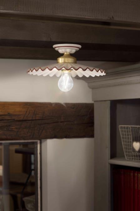 Keramik-Deckenleuchte L'AQUILA in Weiß mit Mokka- und Messing-Finish