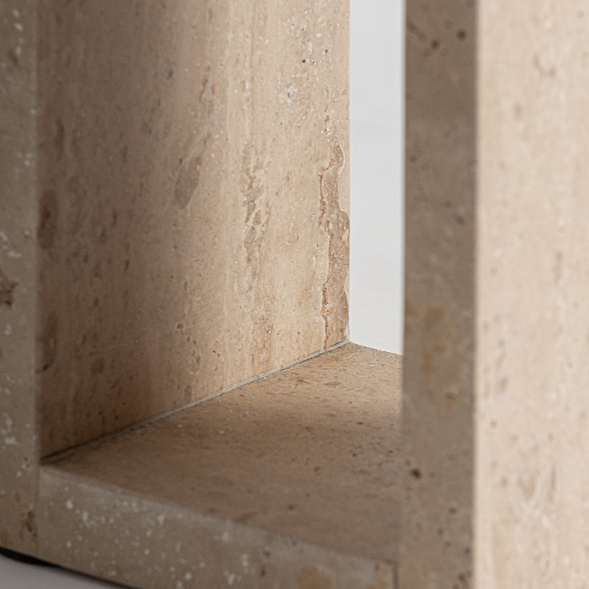 Konsola CLARE travertijn