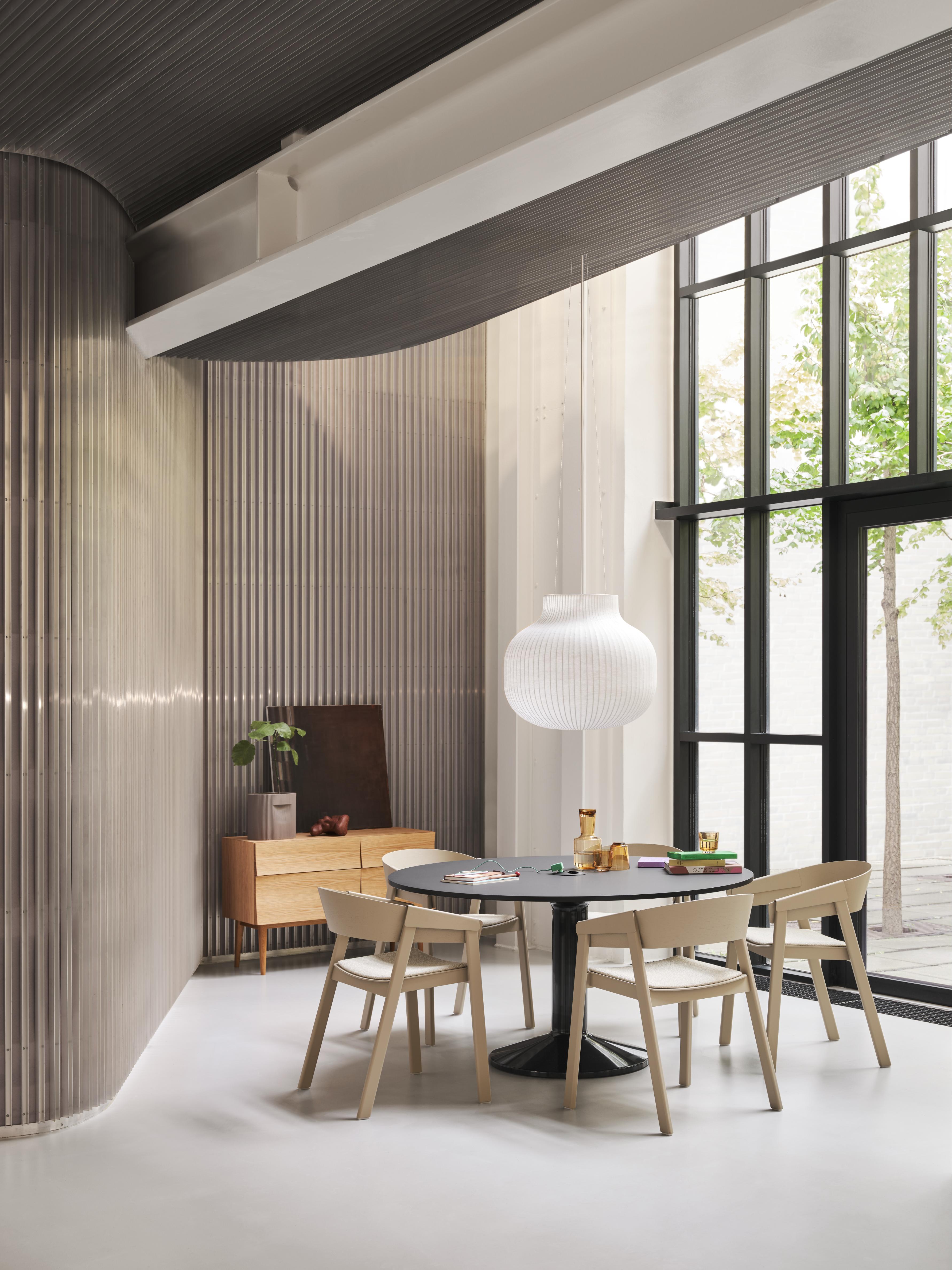 STRAND CLOSED White Pendant Lamp