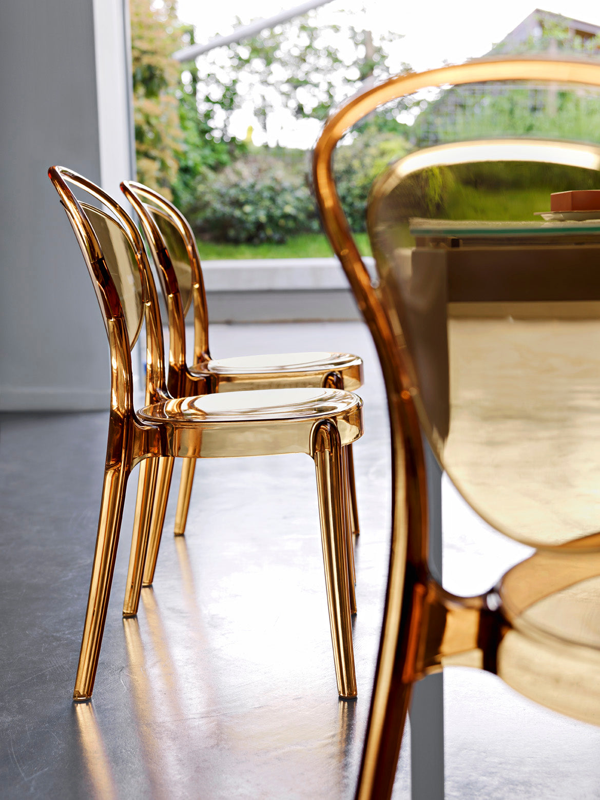 PARISIENNE Chair Gray Transparent