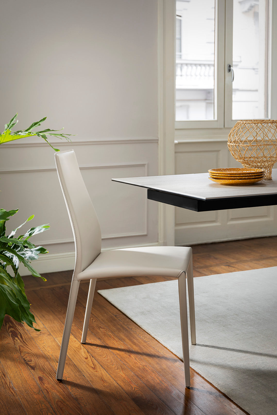 Stoel AIDA bruin natuurlijk leer