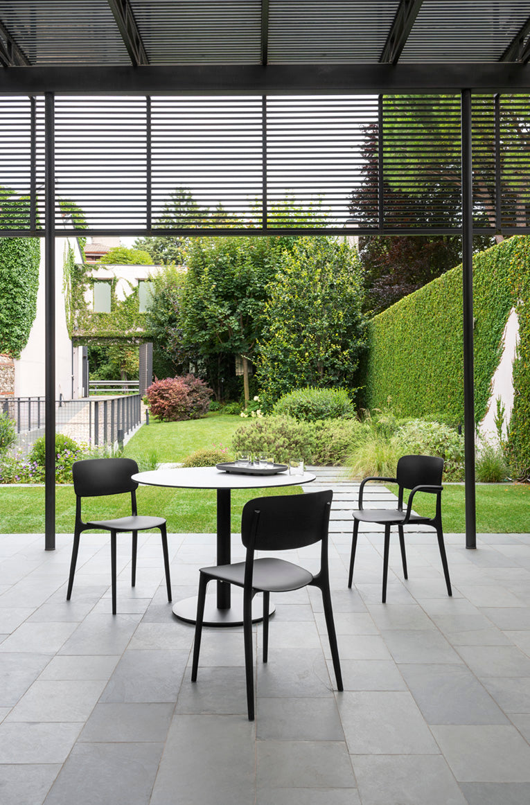 Stoel met armleuningen LIBERTY taupe