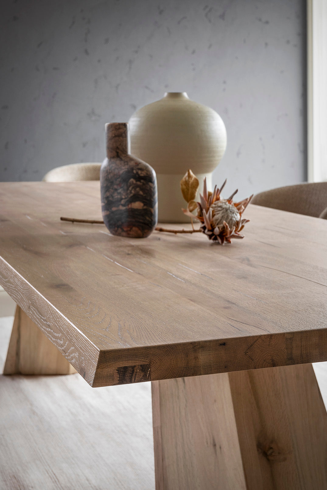 Tisch ICARO aus Eichenholz