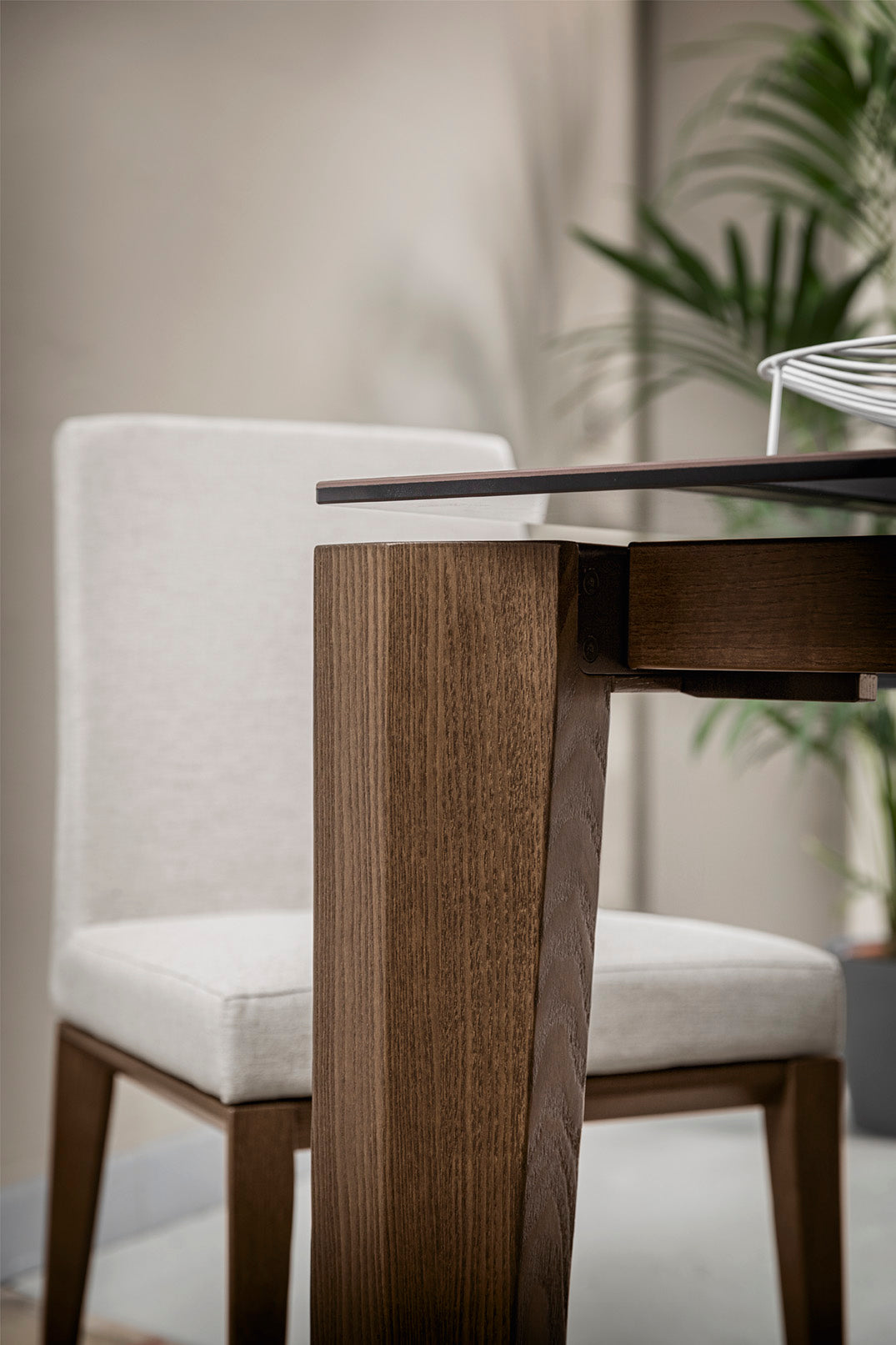 BESS LOW upholstered chair with graphite wooden base