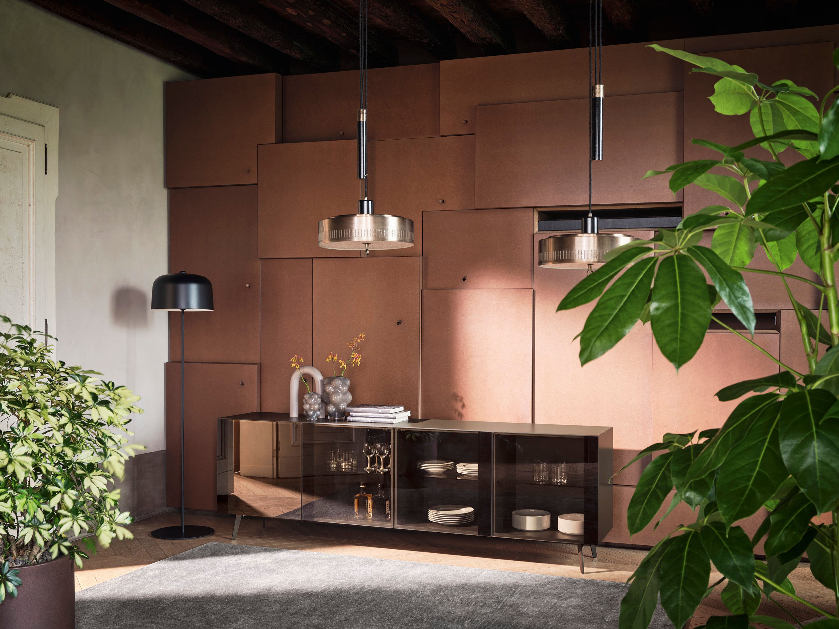 CRYSTAL kast zwart met bruin glas