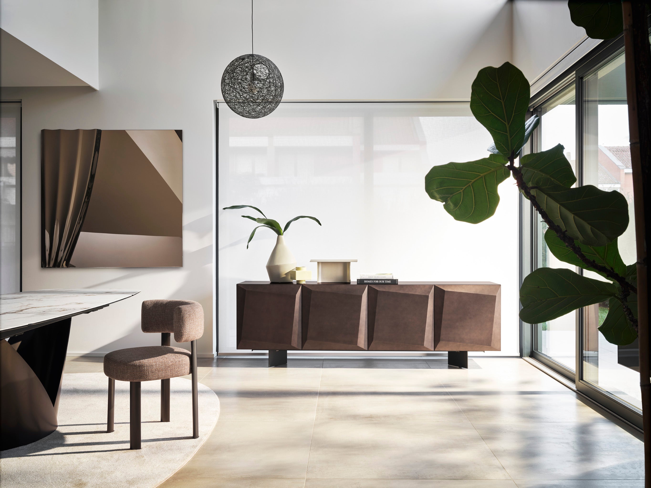 Upholstered GLEN chair with a brown base