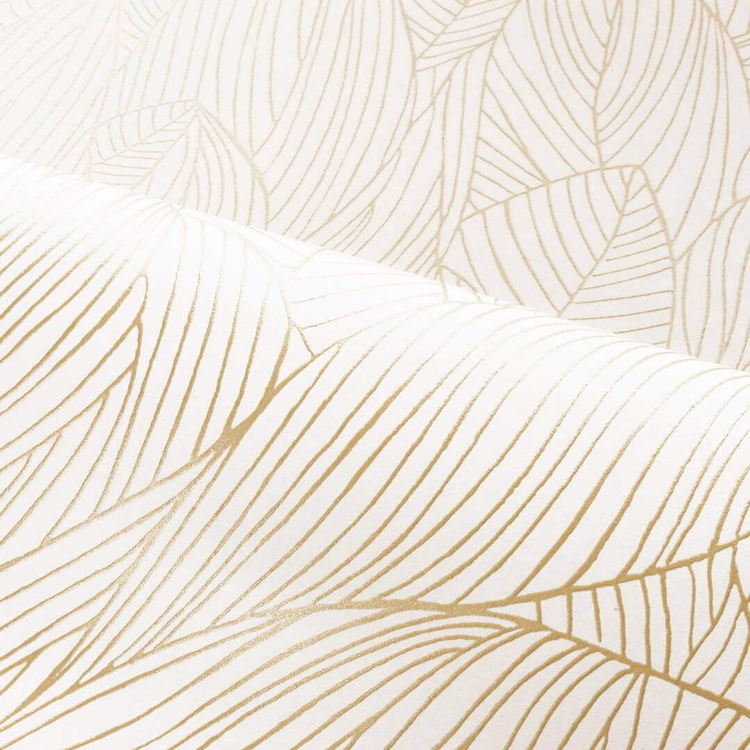 Wallpaper with a plant leaf motif and metallic effect HOSTA - IVORY/GOLD ivory with gold