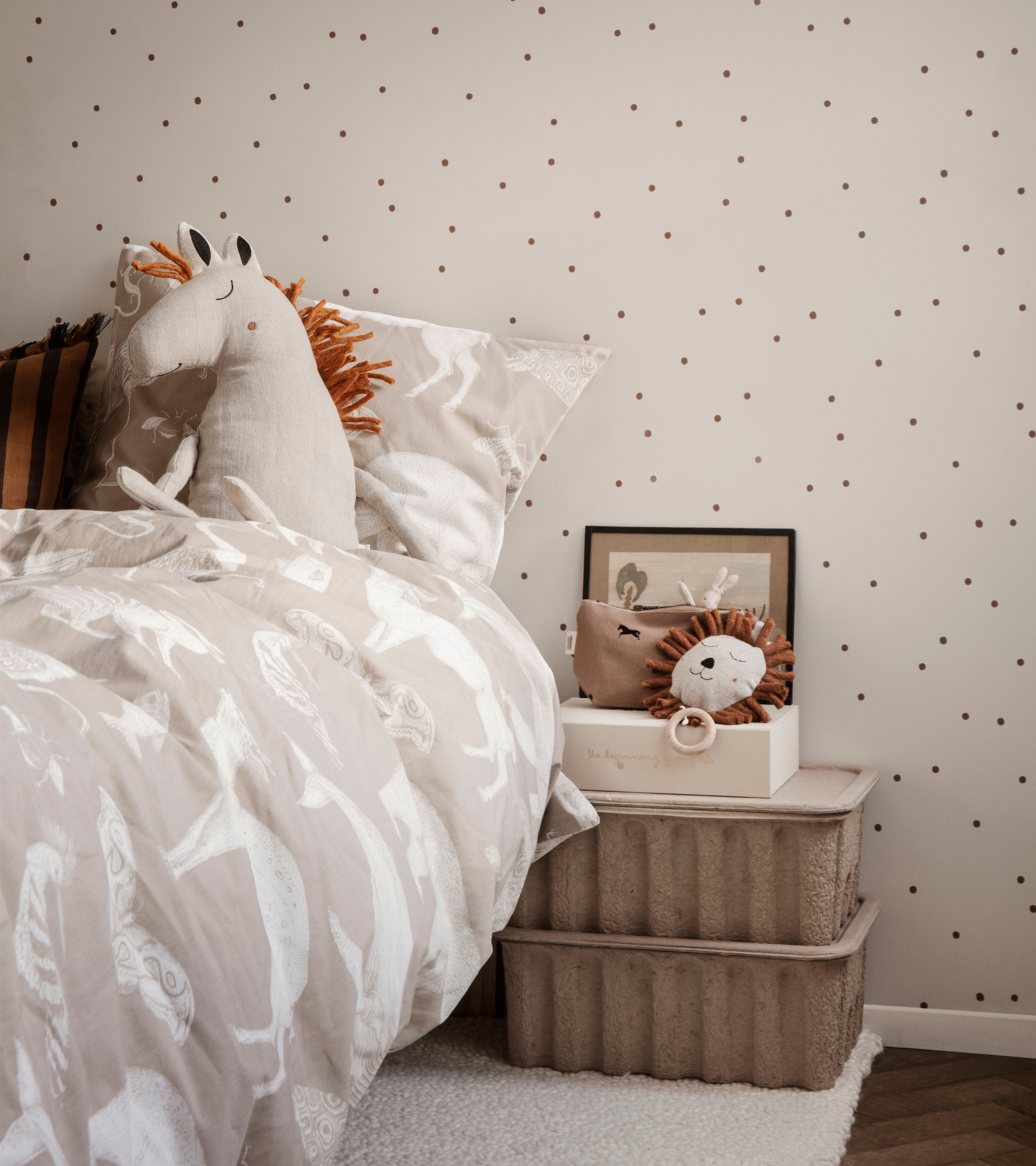 DOT wallpaper light beige