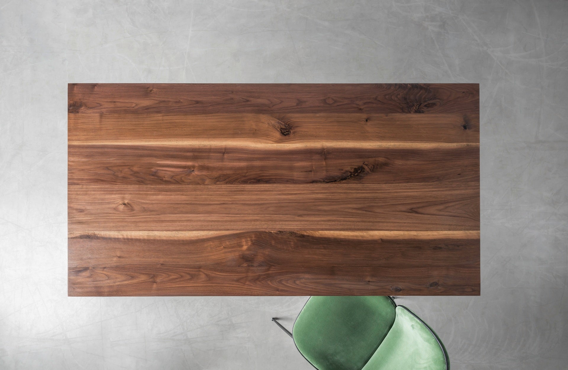 Tafel VICTORIA notenhout