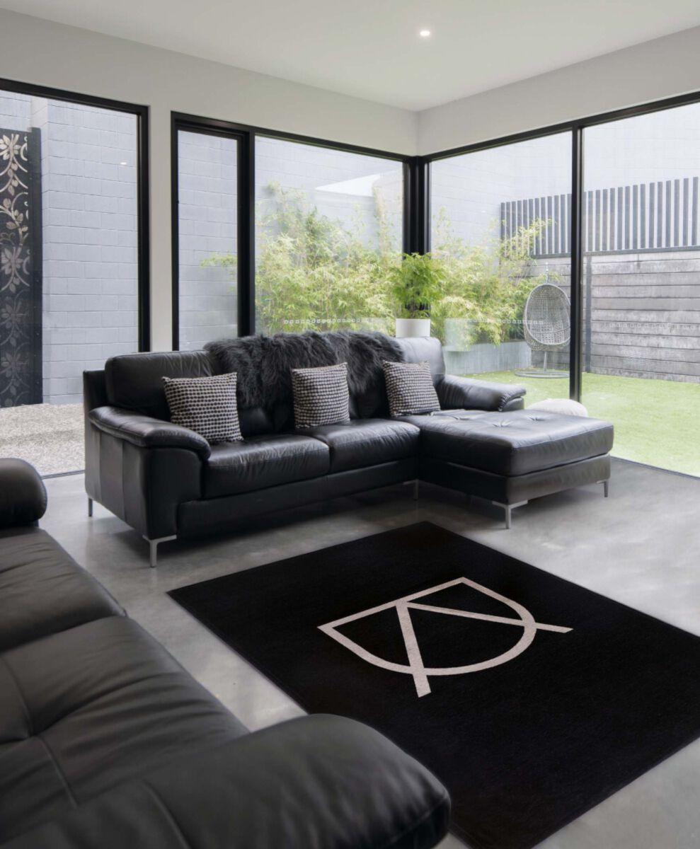 Dywan SIGNUM czarny Carpet Decor Eye on Design