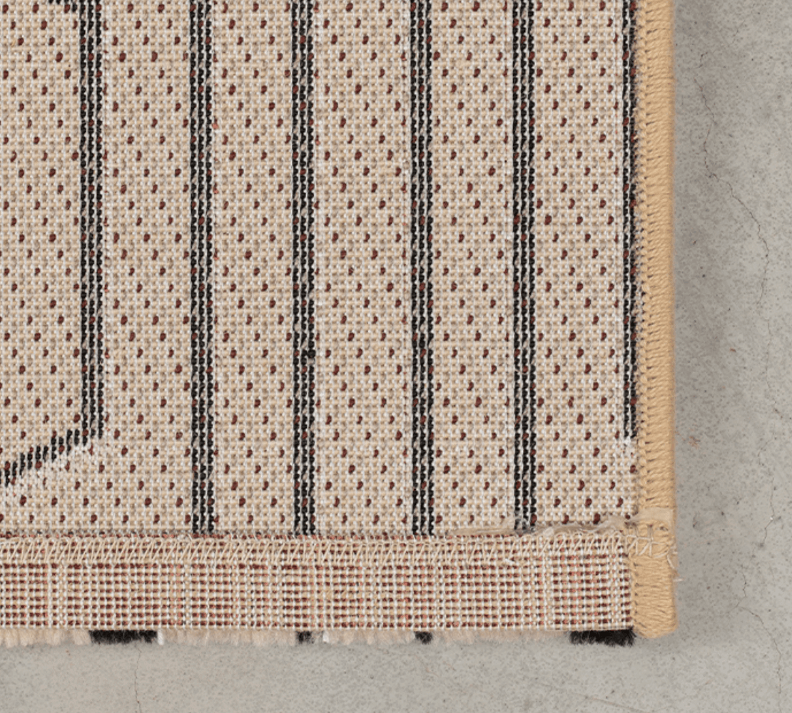 Dywan SWINGING LINES beżowy Bold Monkey Eye on Design