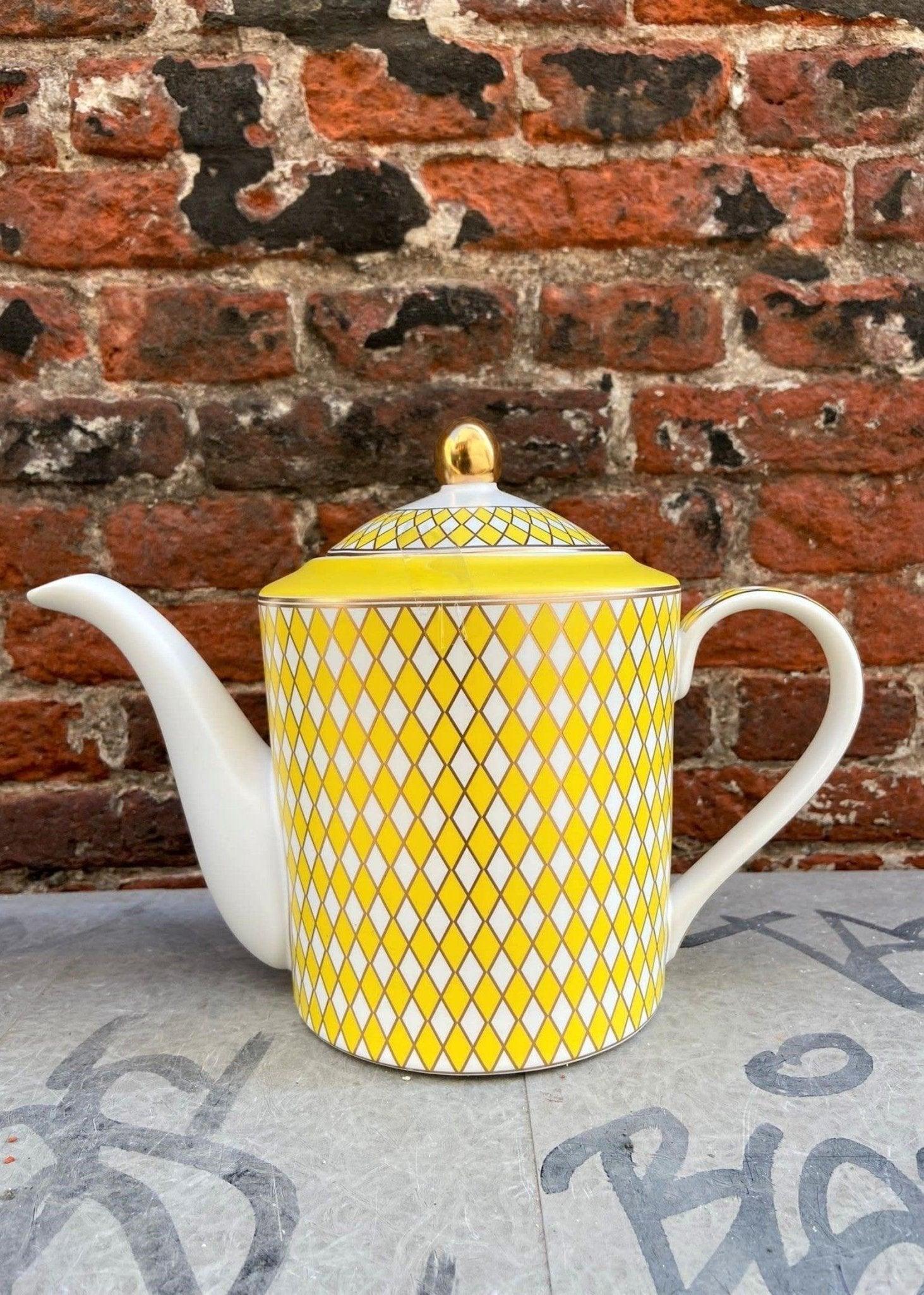 Dzbanek na herbatę CHESS żółty Pols Potten Eye on Design