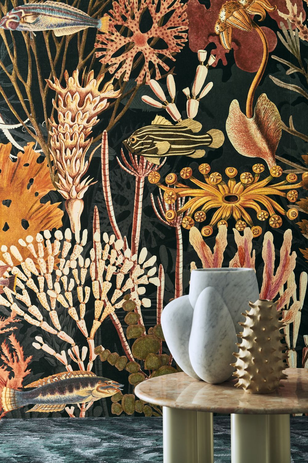 Muurschildering textiel met het motief van een onderwaterlandschap MOOREA zwart met geel