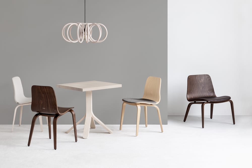 HIPS AM-1802/2 stoel zwarte basis