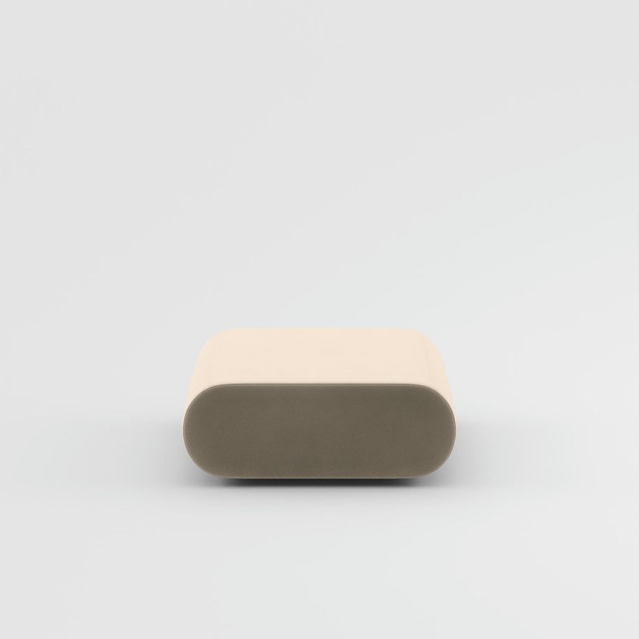 Otomana FAT gestoffeerd