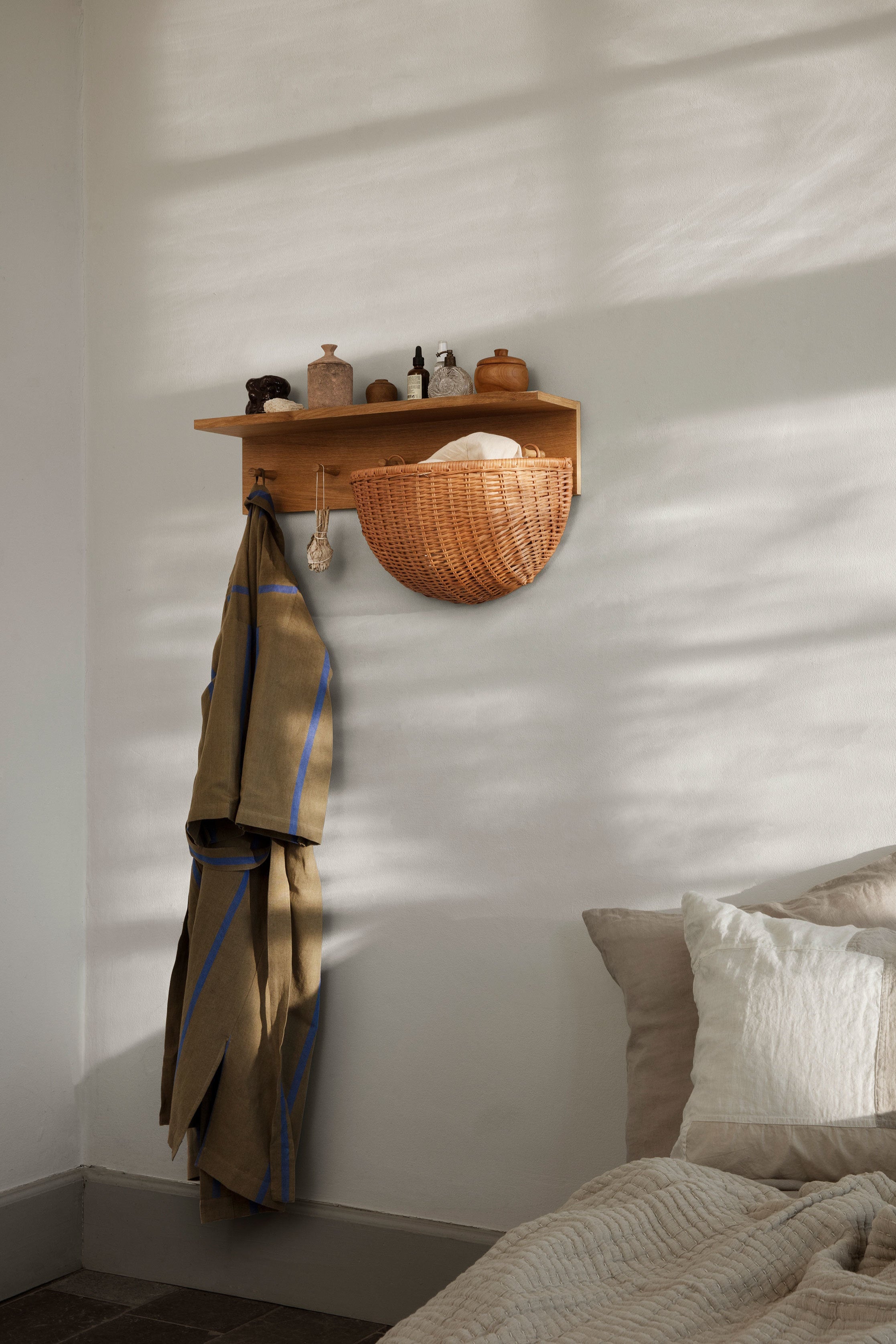 BRAIDED WALL POCKETS Hängekorb-Set, geflochtenes Rattan