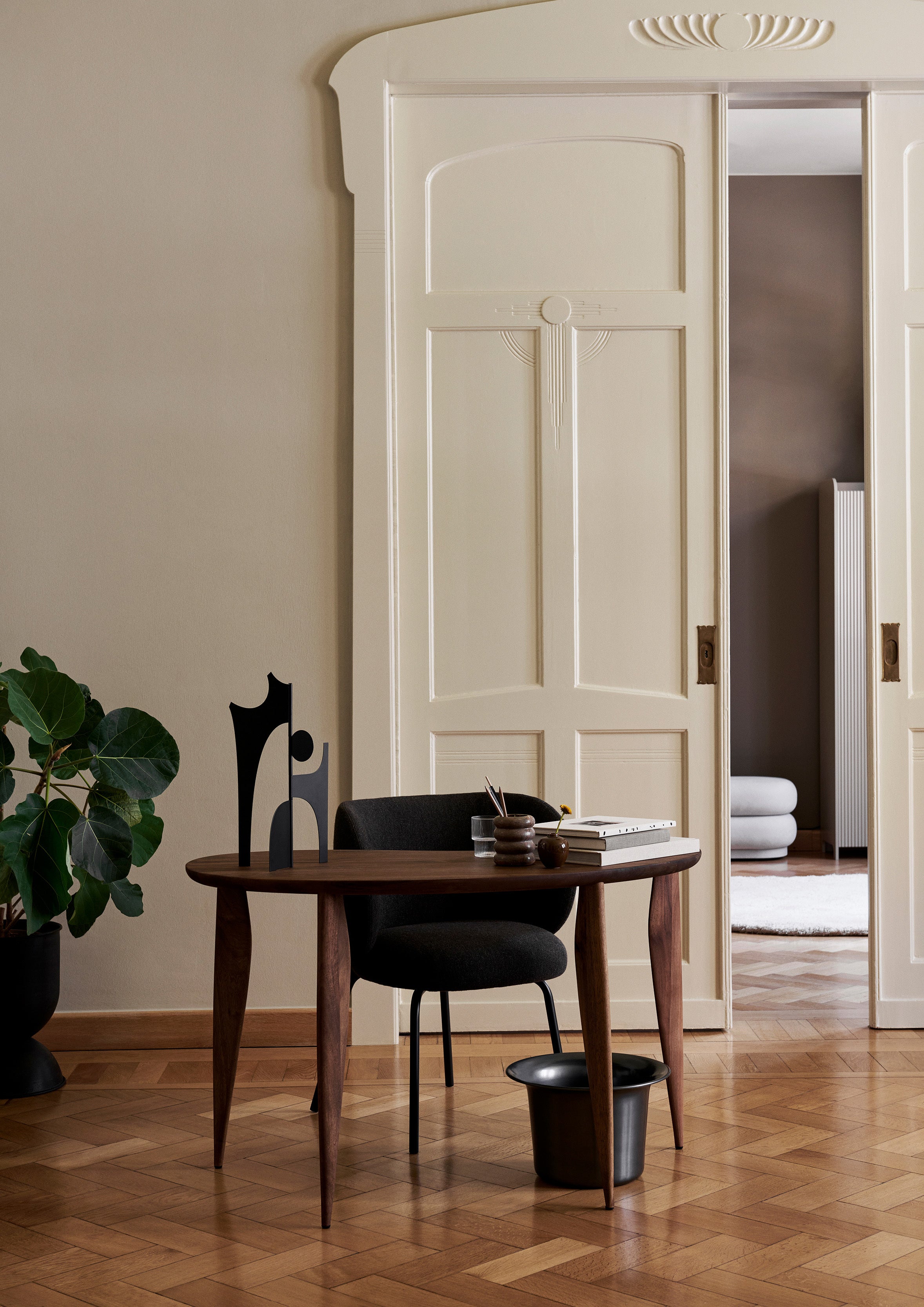 KONTURSTÜCK Dekoration schwarz