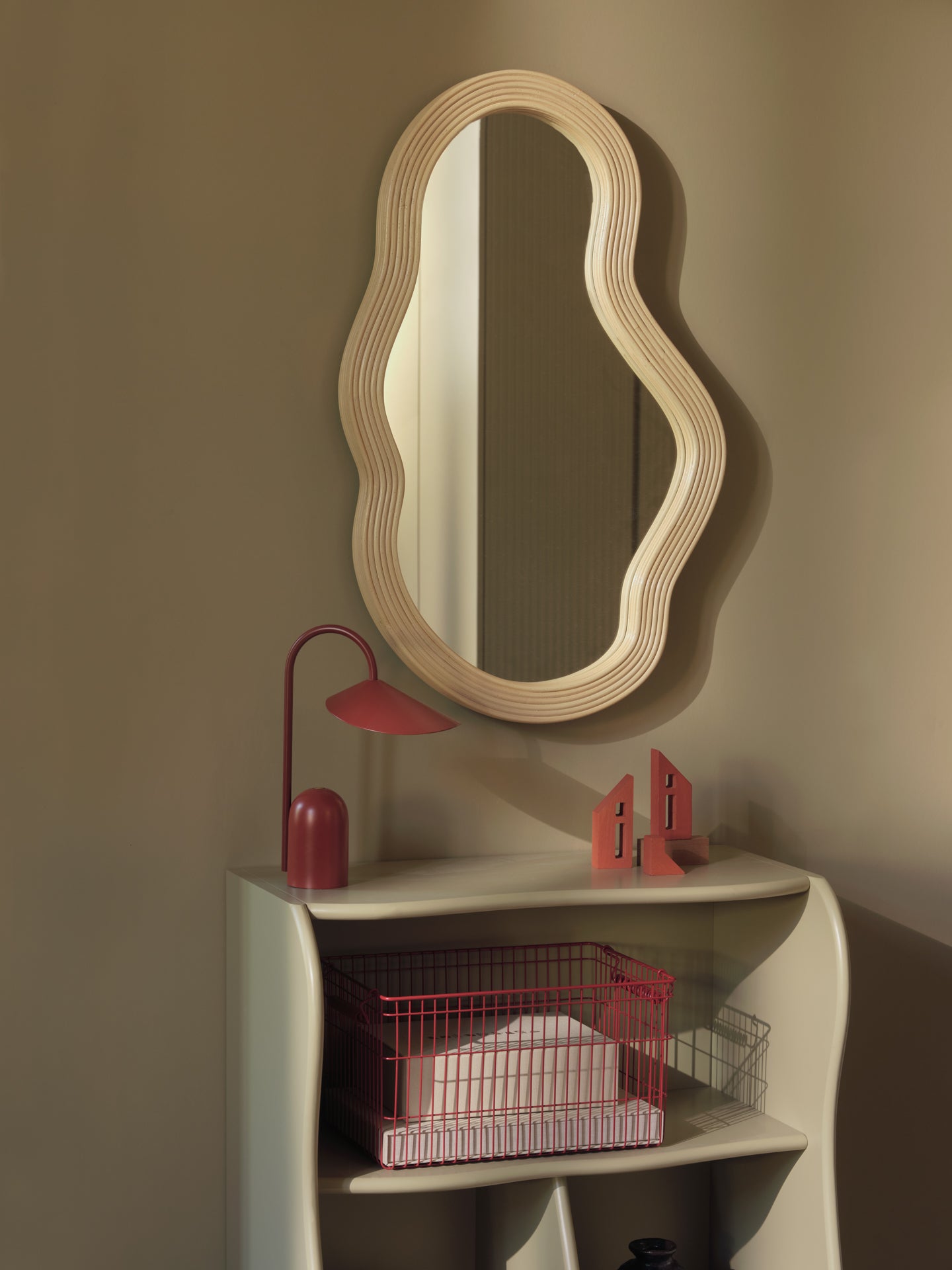 Draagbare lamp ARUM rood