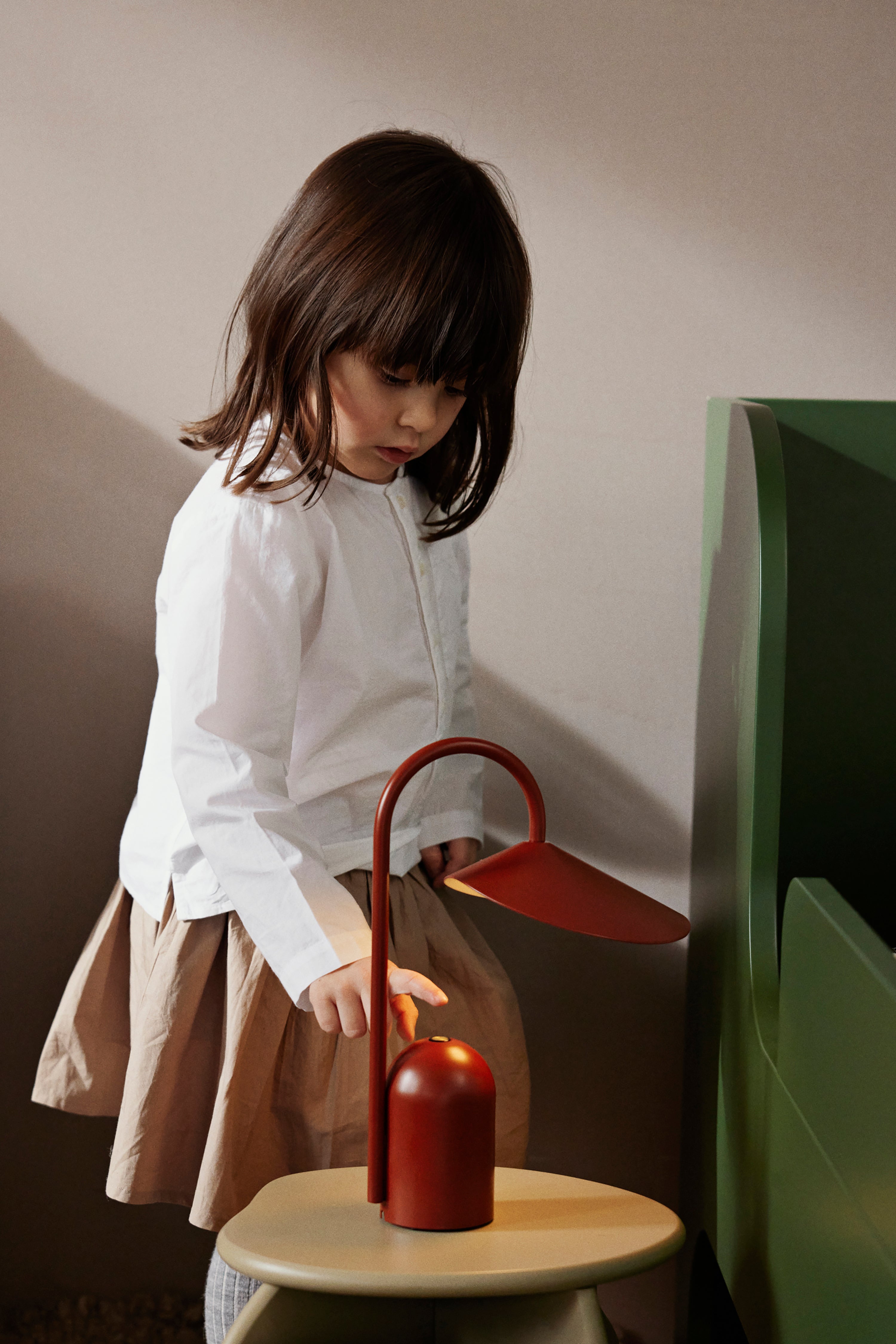 Draagbare lamp ARUM rood